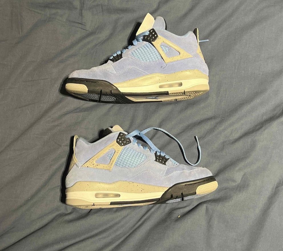 Nike Jordan 4 UNC Used Size US 9.5 / EU 42-43 - 2 Thumbnail