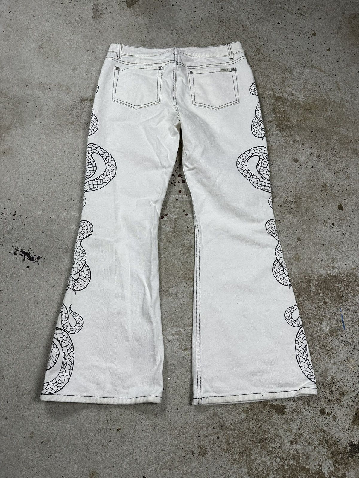 If Six Was Nine × Japanese Brand × Vintage Vintage White Bootcut Snake Print Flared Denim Pants Size US 32 / EU 48 - 11 Thumbnail