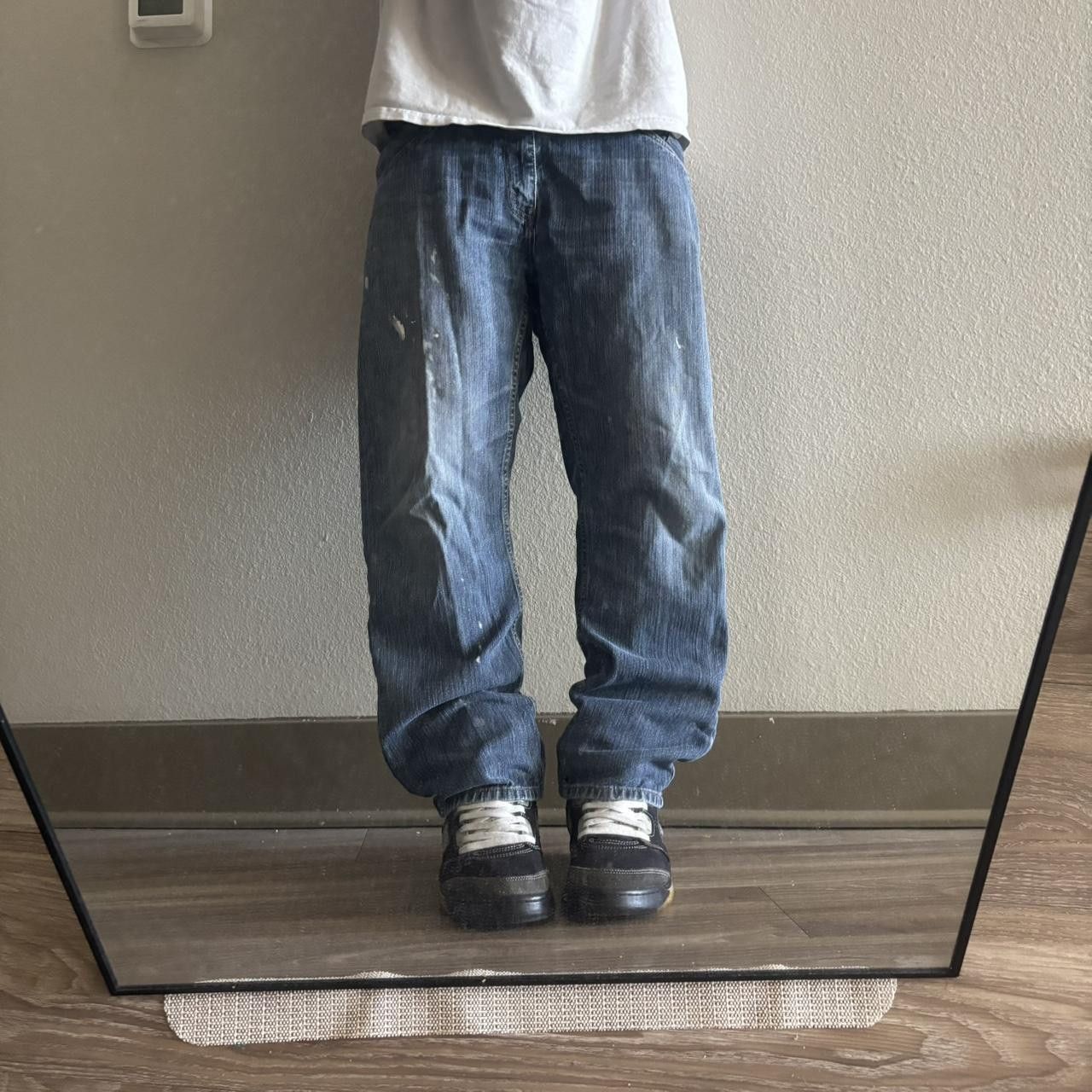 Levi's Crazy Vintage Y2K/2000s Grunge Dark Wash Paint Splatter Levis Denim Jeans! 32x27 Size US 32 / EU 48 - 1 Thumbnail