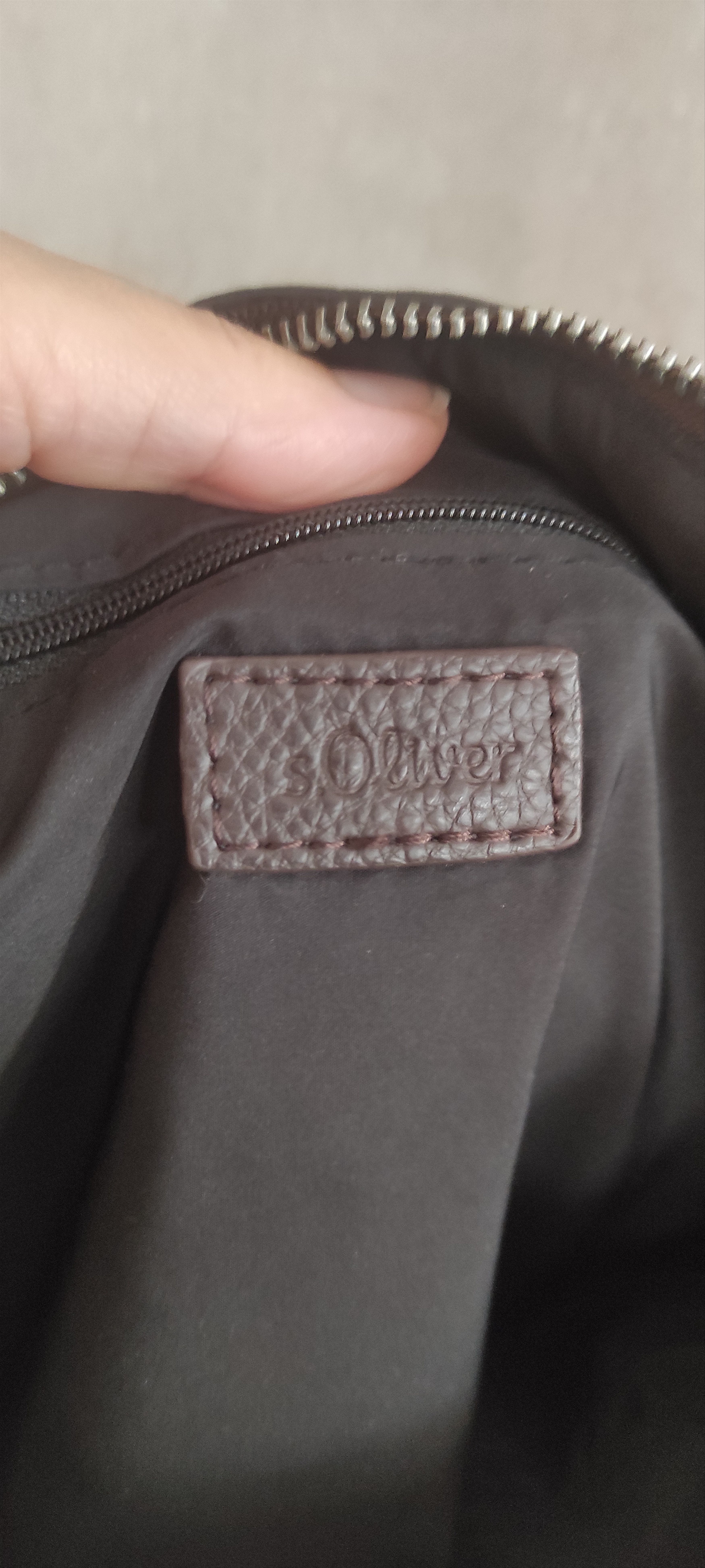 s.Oliver s.Oliver Teddy Plush Crossbody Bag Sandstein Size ONE SIZE - 16 Thumbnail