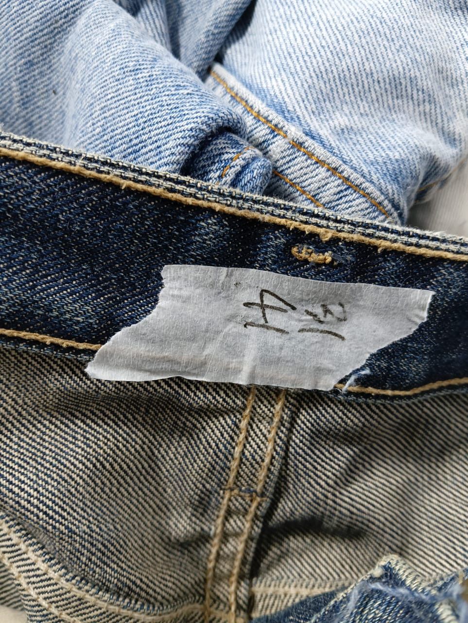 Vintage Vintage wrangler size 31 A2 distressed denim SelvAge 3382 Size US 31 - 11 Thumbnail
