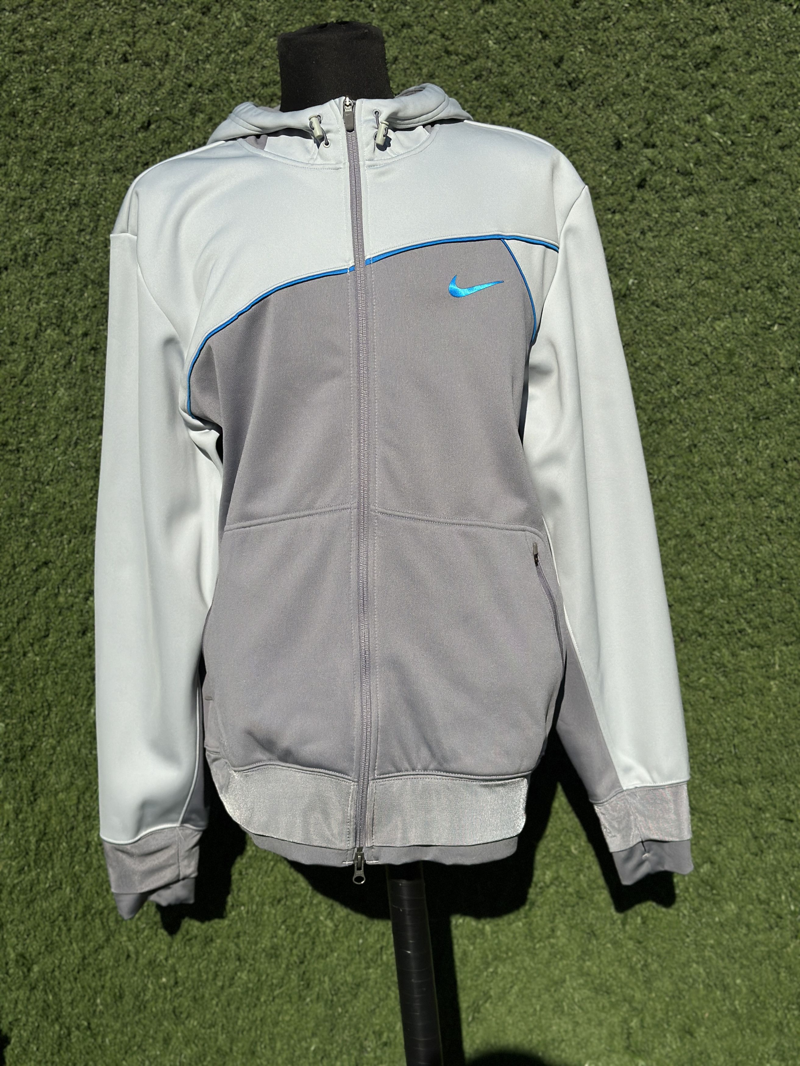 Nike Rare Nike Kobe Bryant Therma-FIT Full Zip Hoodie Size XXL Size US XXL / EU 58 / 5 - 2 Thumbnail