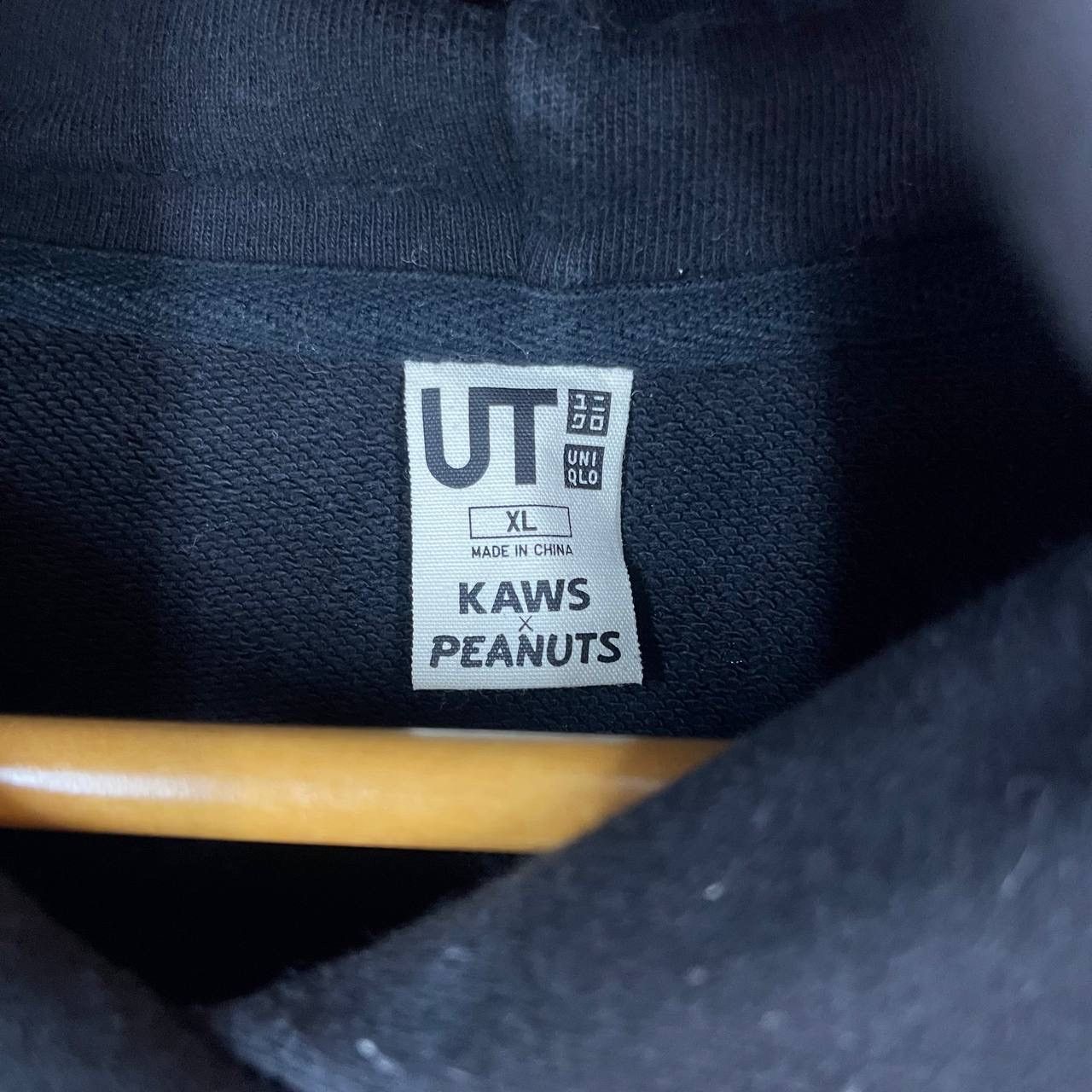 Kaws × Peanuts × Uniqlo Collaboration UNIQLO Hoodie Pullover #2645/26 Size XL / US 12-14 / IT 48-50 - 7 Thumbnail