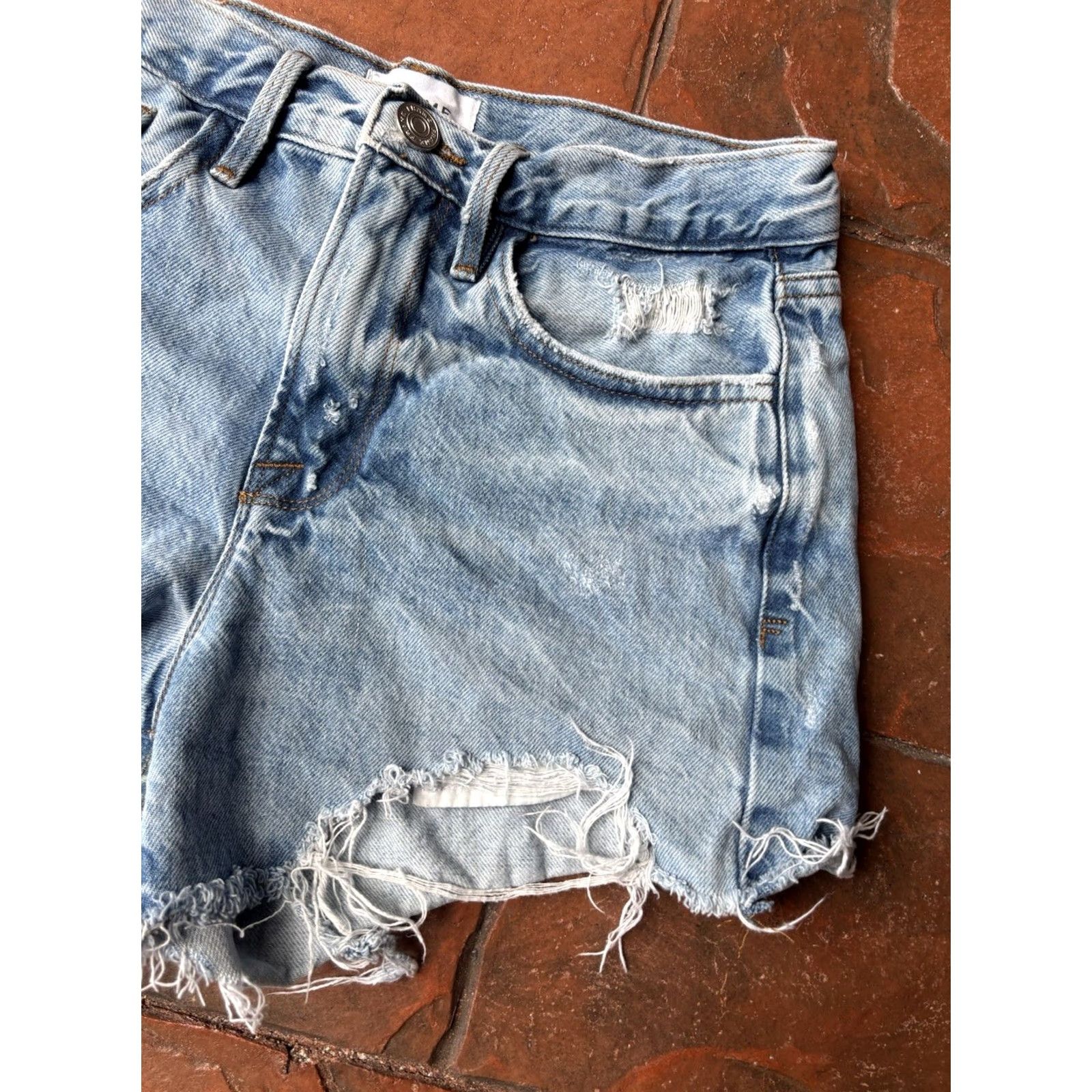 Frame VINTAGE Frame Distressed Frayed Hem Cut-Off Jean Denim Shorts Women’s 25 Blue Size 42" / US 20 - 6 Thumbnail