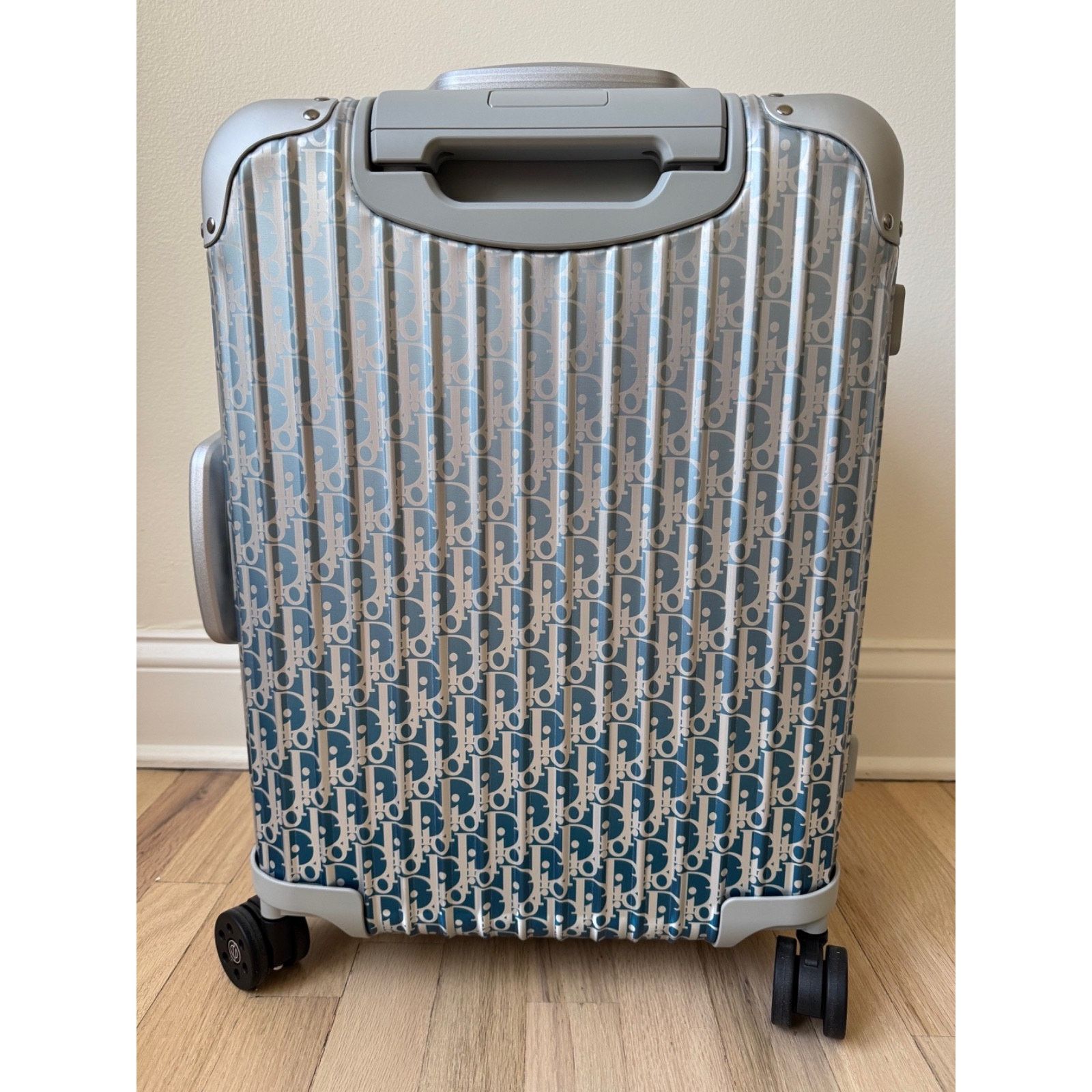 Dior Dior x Rimowa 4-Wheel Cabin Suitcase Aluminium Silver Size ONE SIZE - 9 Thumbnail