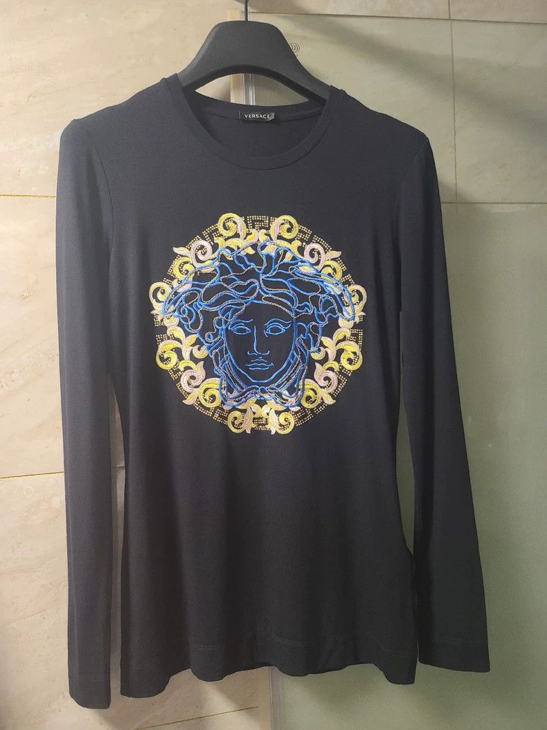 Versace Versace Crewneck T-shirt Size M / US 6-8 / IT 42-44 - 1 Thumbnail