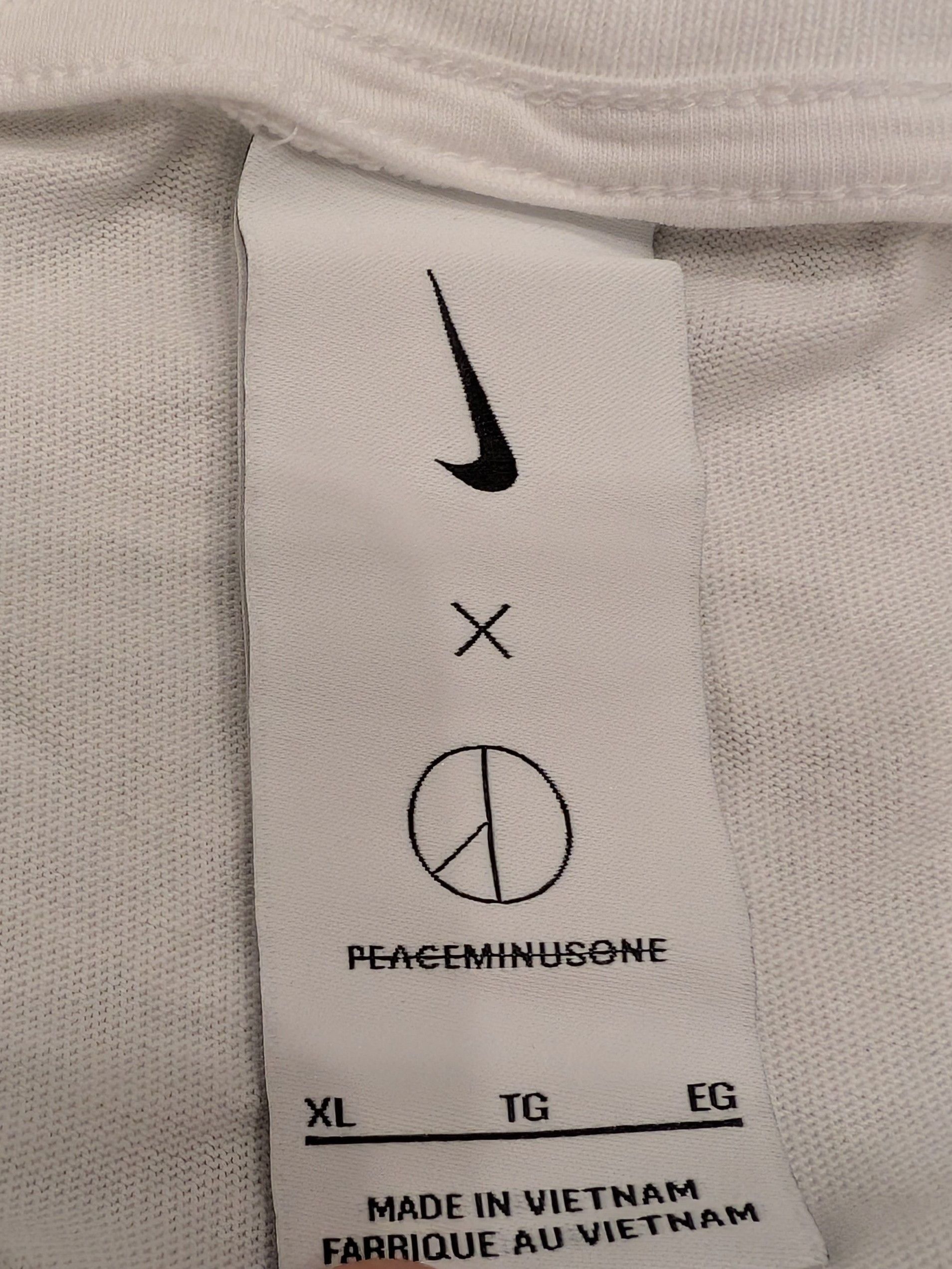Nike × peaceminusone Nike x Peaceminusone G-Dragon Long Sleeve Oversized T-shirt Size US XL / EU 56 / 4 - 3 Thumbnail