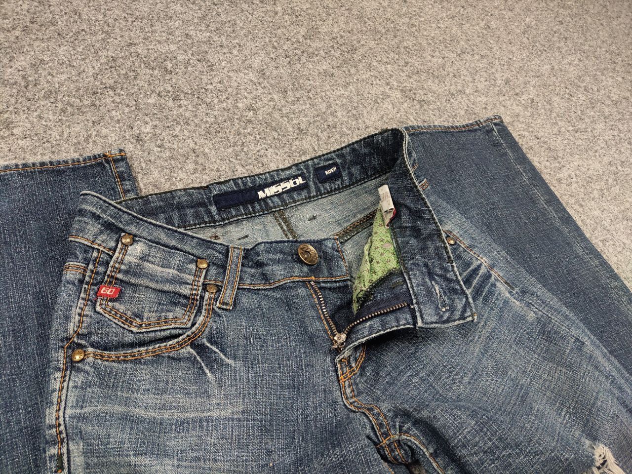 Miss Sixty Vintage Miss Sixty Logo Eden Faded Denim Jeans Y2K Style Size 24" / US 00 / IT 34 - 13 Thumbnail