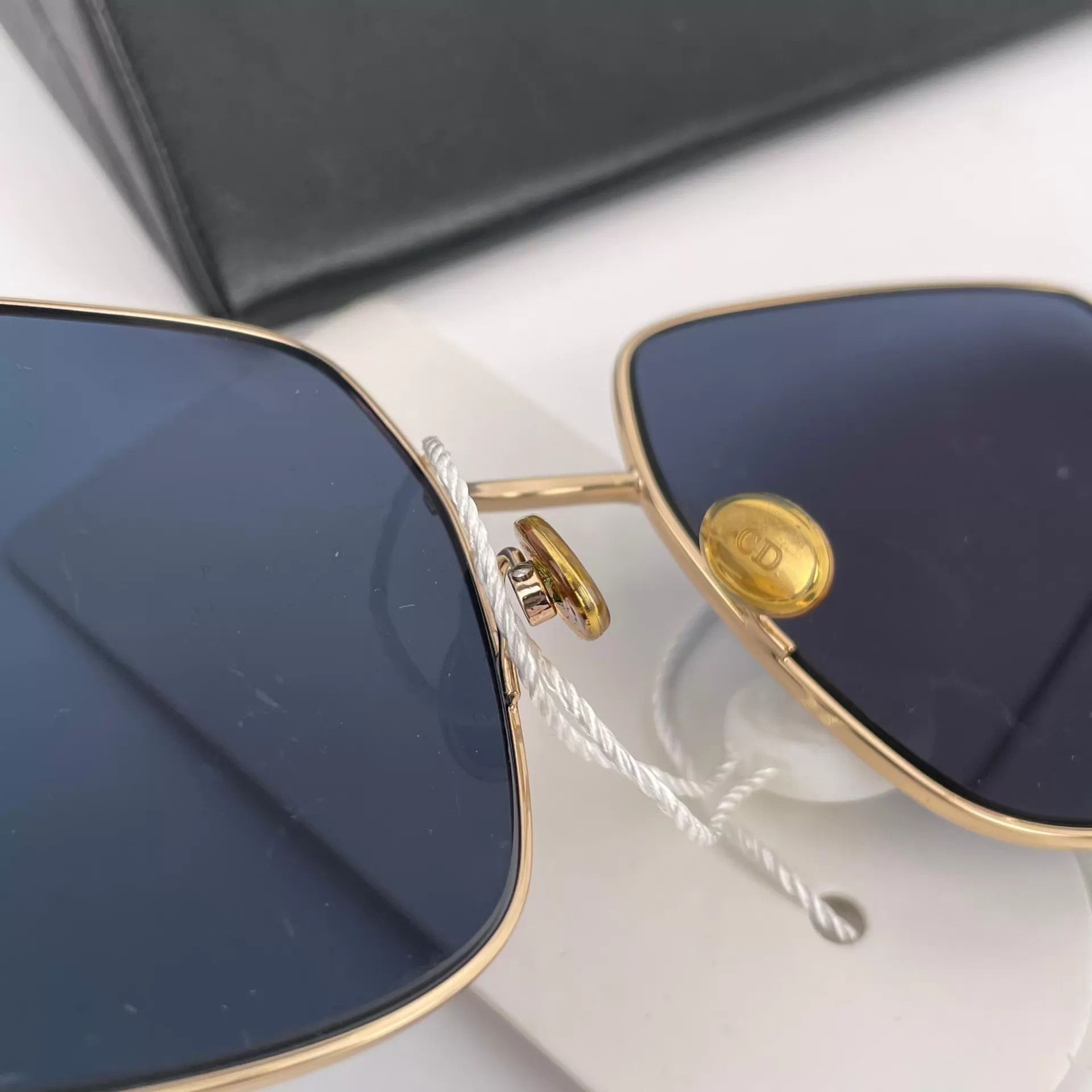 Dior Dior 260312LJYYB01 Sunglasses Size ONE SIZE - 9 Thumbnail