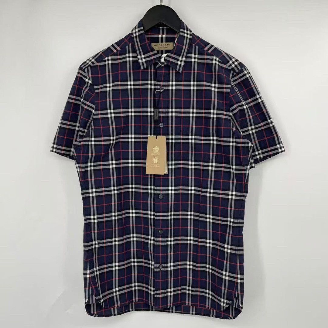 Burberry Burberry Item S Men Size US S / EU 44-46 / 1 - 1 Thumbnail