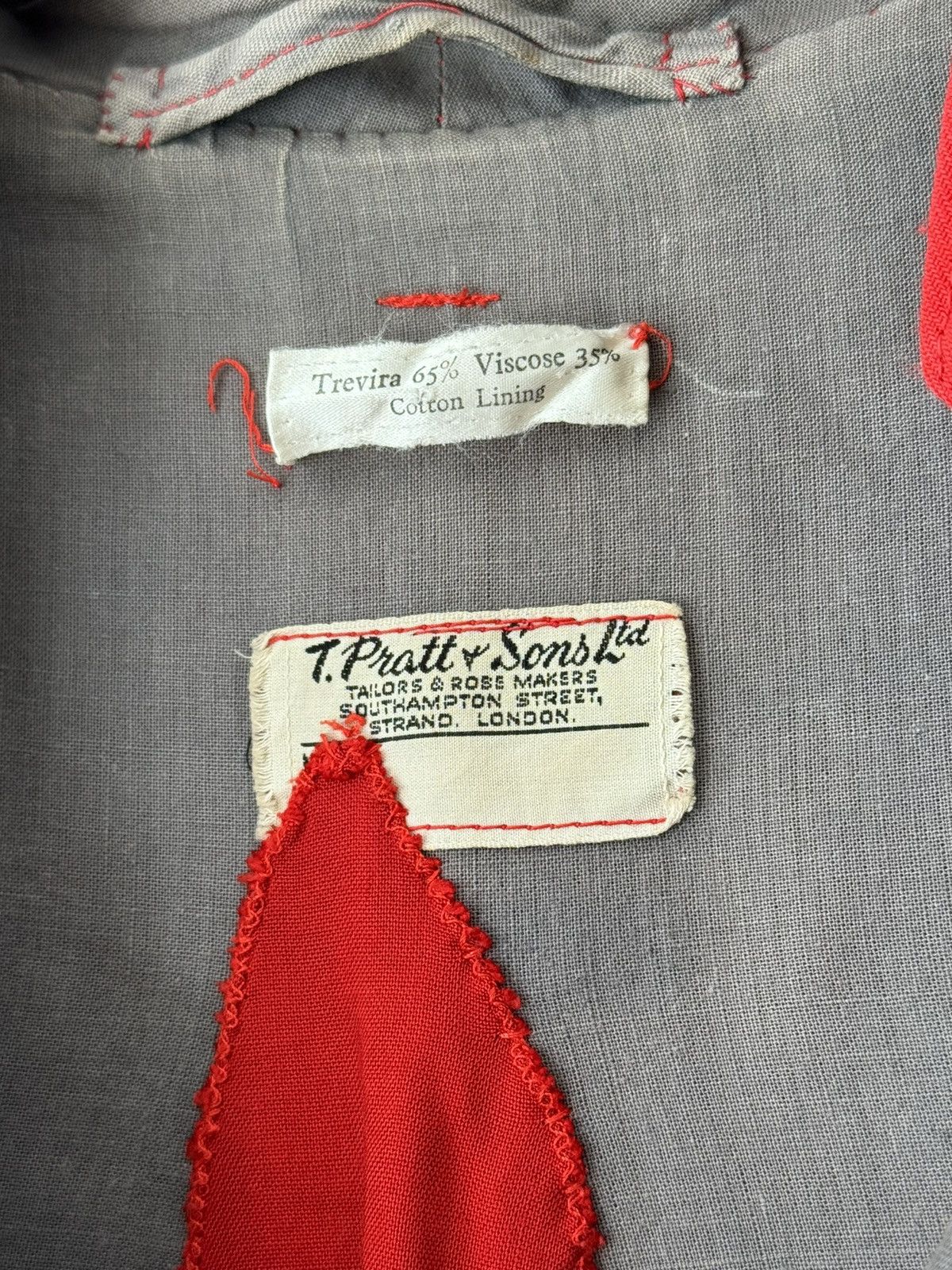 Vintage Antique 1940s British Clerical Bespoke Cassock Cloak Coat Size US XL / EU 56 / 4 - 5 Thumbnail