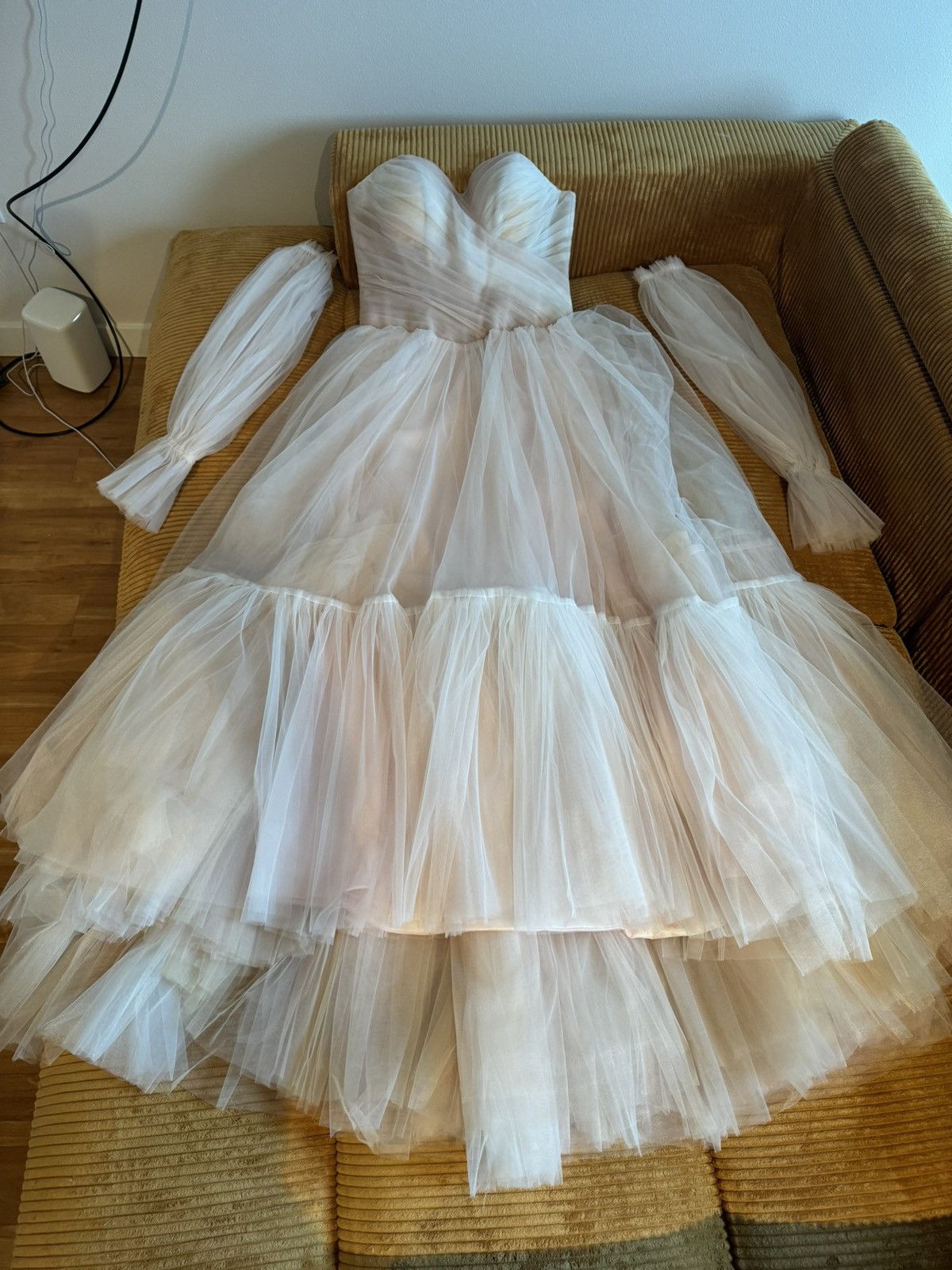 Other One of a kind custom made Wedding dress. Size L / US 10 / IT 46 - 2 Thumbnail