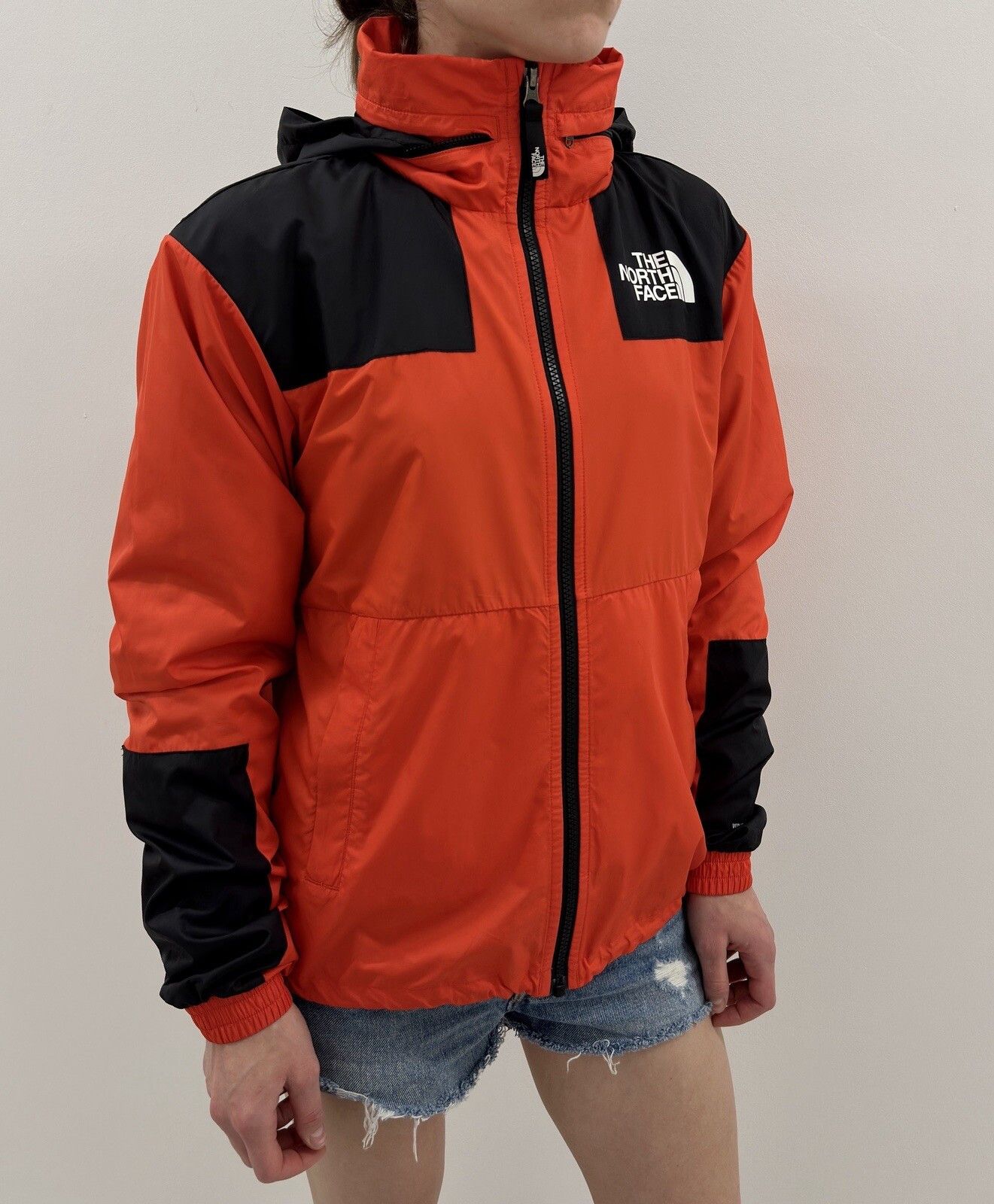 The North Face The North Face Womens Light Jacket Nylon Active Windbraker Size M / US 6-8 / IT 42-44 - 3 Thumbnail
