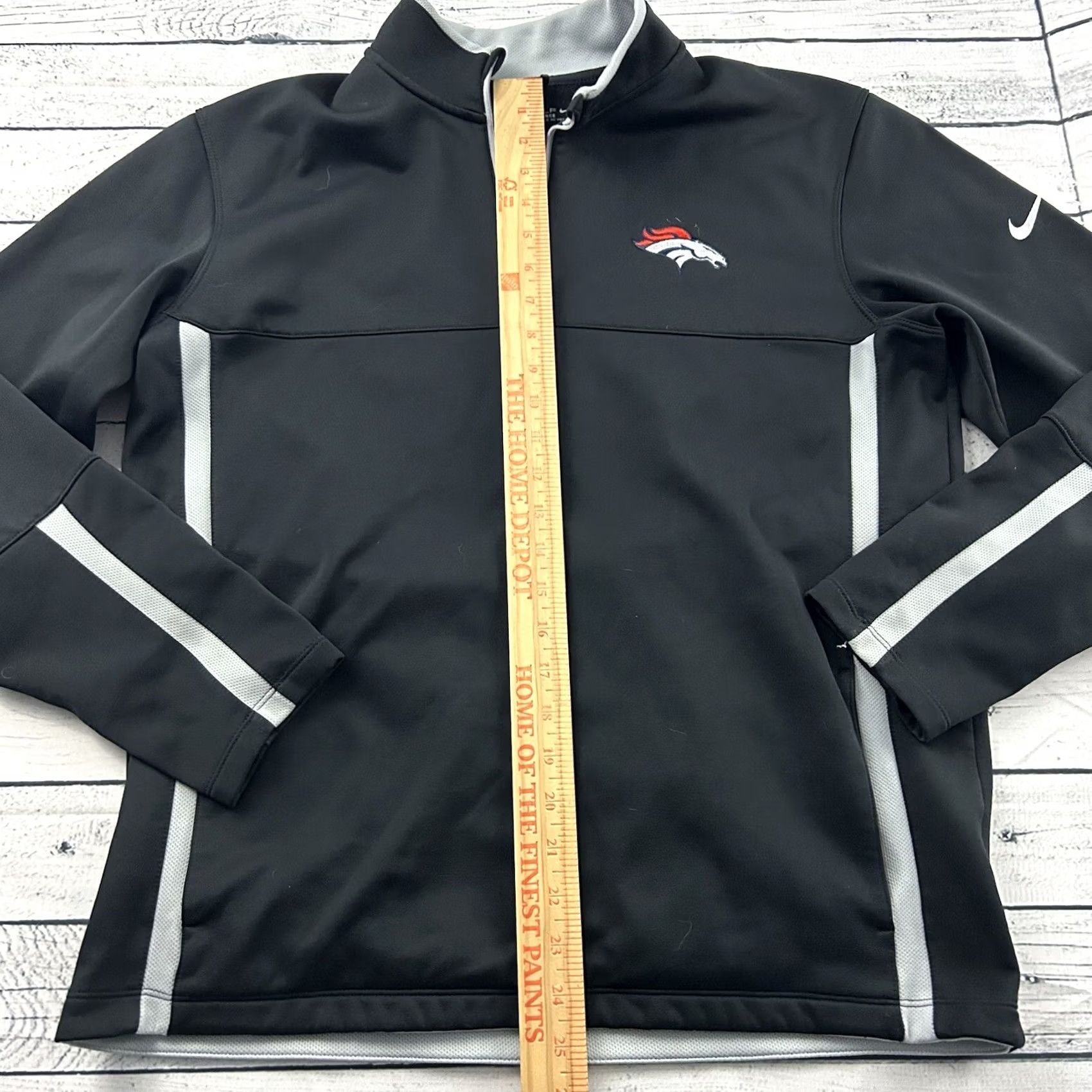 Nike Nike Golf Tour Performance Denver Broncos Pullover 1/4 Zip Jacket Men M Black Jersey Nike Golf Jacket Mens M 1/4 Zip Denver Broncos Golf Pullover Size US M / EU 48-50 / 2 - 5 Thumbnail