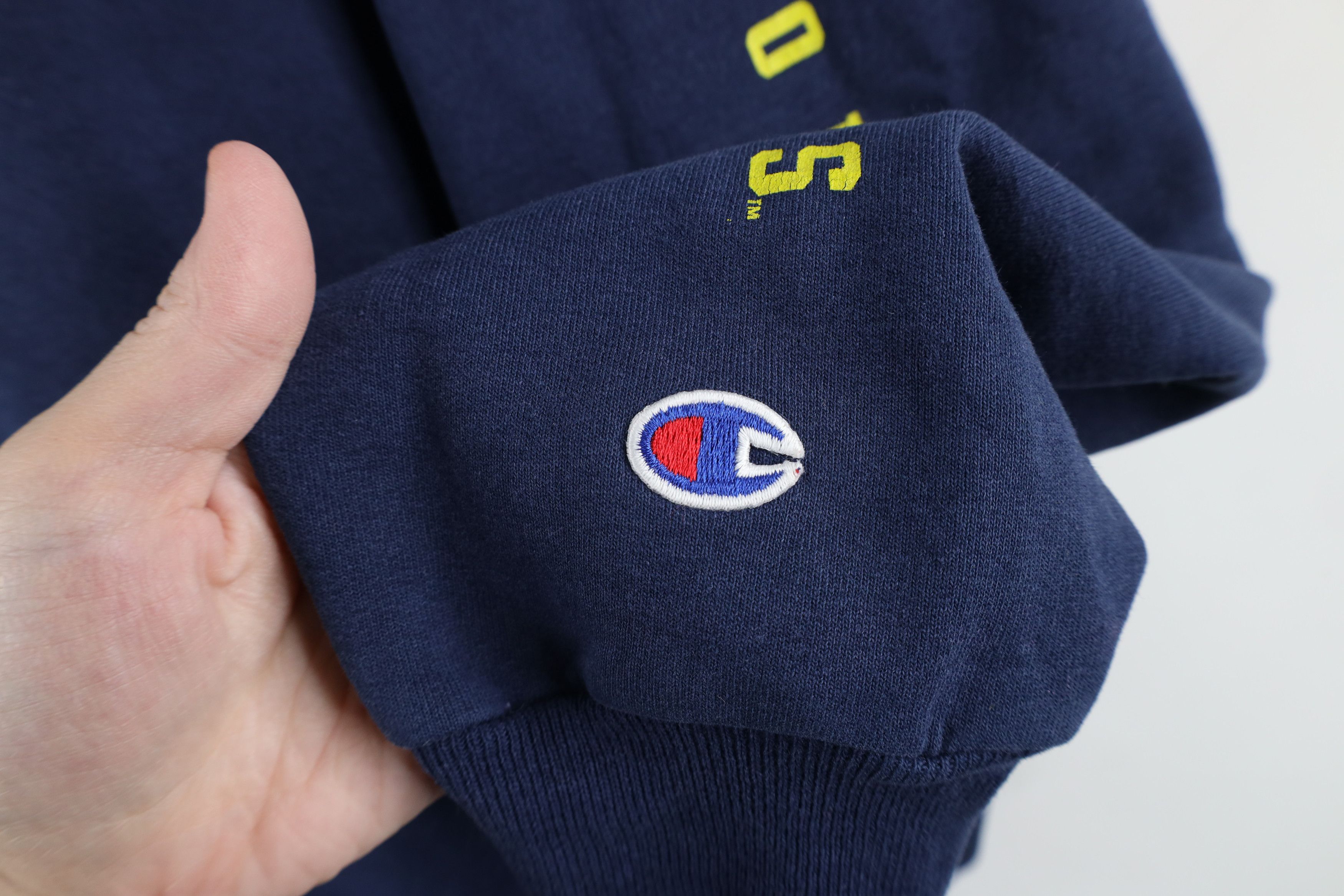 Champion × Vintage Vintage 90s Champion University of Michigan Football Hoodie Size US L / EU 52-54 / 3 - 6 Thumbnail