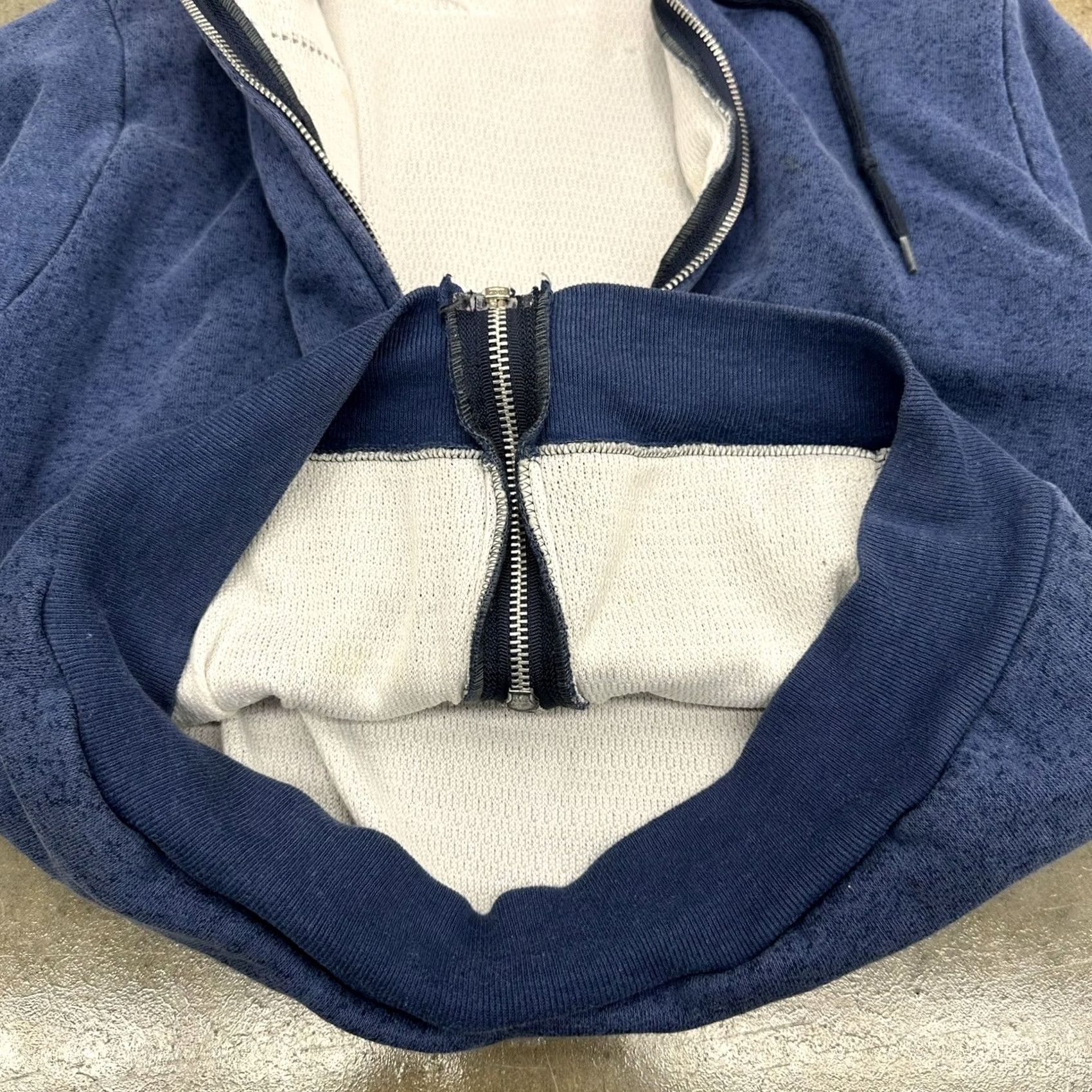 Vintage VINTAGE Akom Zip Up Hoodie Men’s Small Blue Thermal Lined 80s Sportswear Full Zip Mens Size US S / EU 44-46 / 1 - 5 Thumbnail