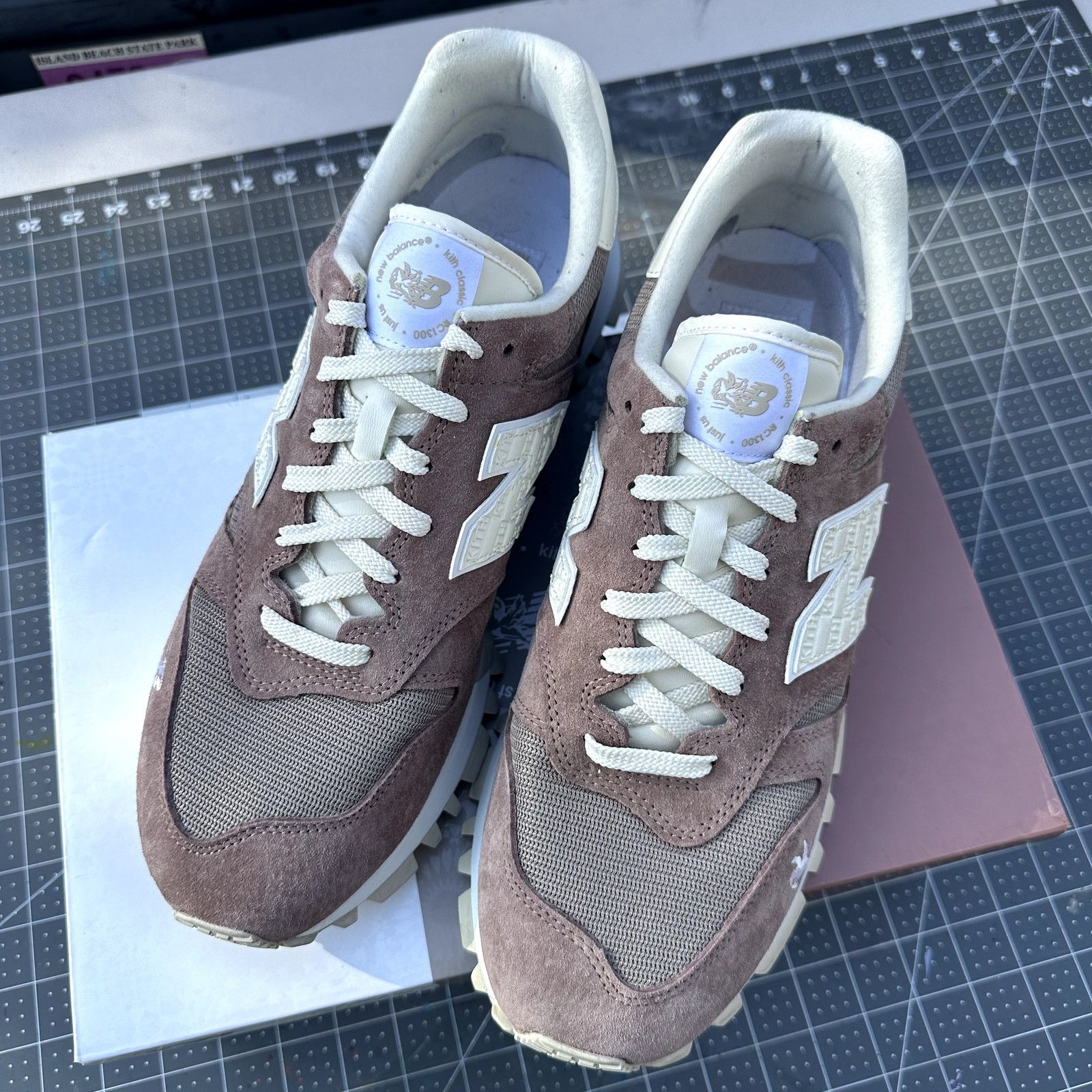 Kith New Balance Rc 1300 Kith 10th Anniversary 'Antler' Size US 11.5 / EU 44-45 - 2 Thumbnail
