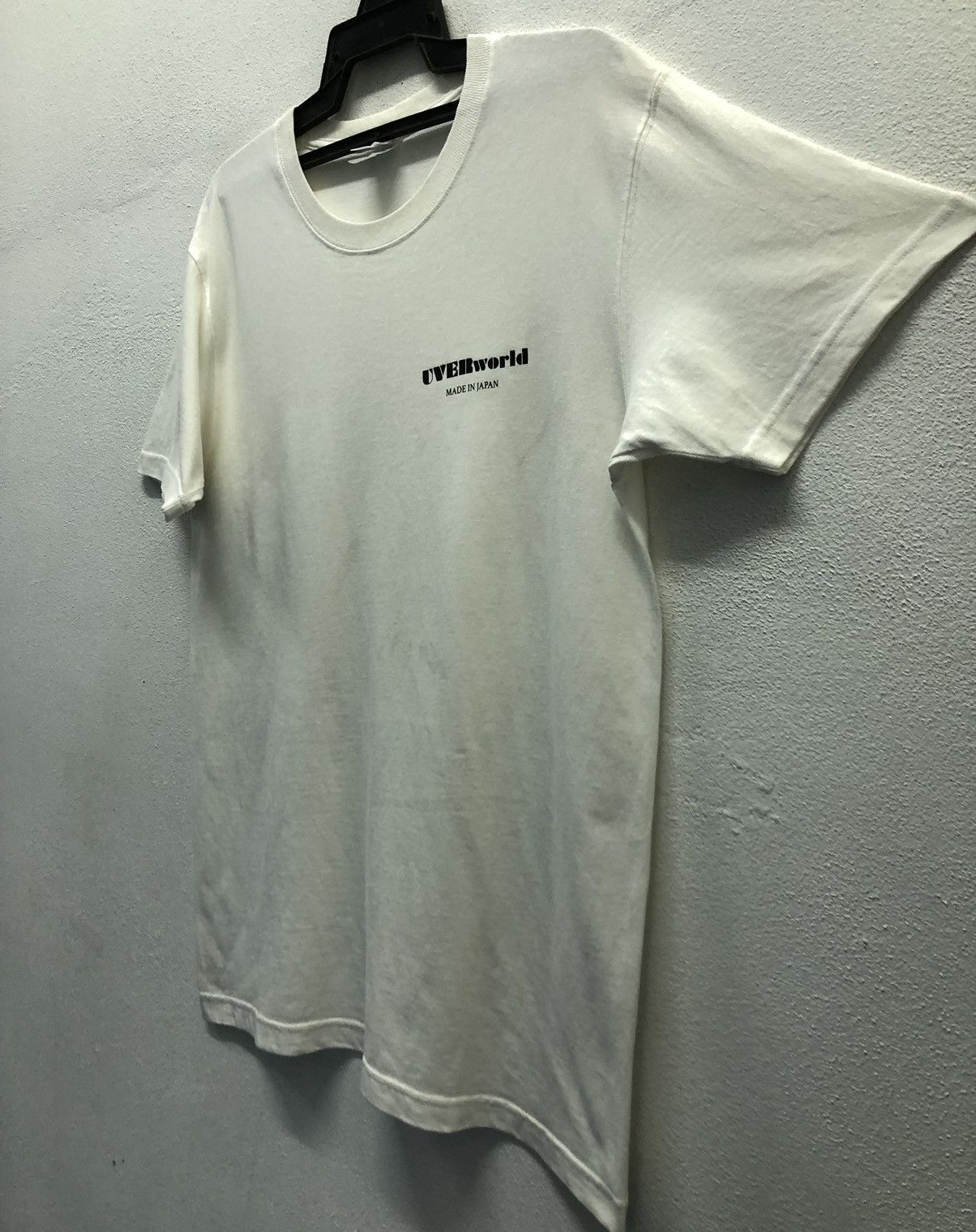 Vintage Vintage UVERworld Made In Japan T-Shirt Size US L / EU 52-54 / 3 - 5 Thumbnail