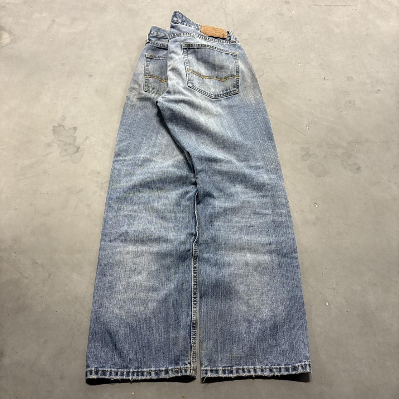 Vintage Crazy Vintage Y2K/2000s Baggy Streetwear Skater Style Light Wash Denim Jeans! Size US 32 / EU 48 - 4 Thumbnail