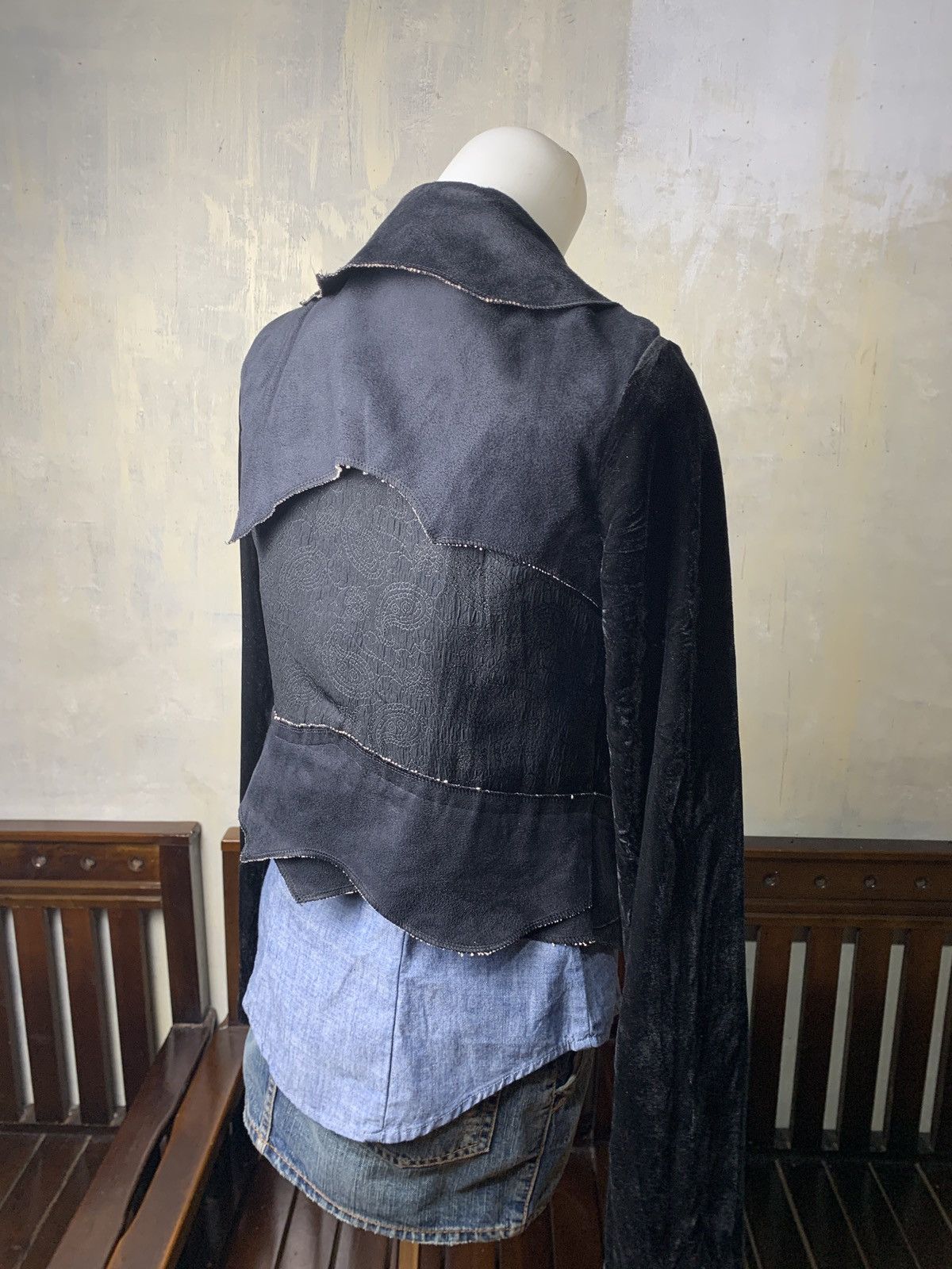 Japanese Brand Multifabric Unstructured Ruffle Cropped Blazer Size S / US 4 / IT 40 - 3 Thumbnail