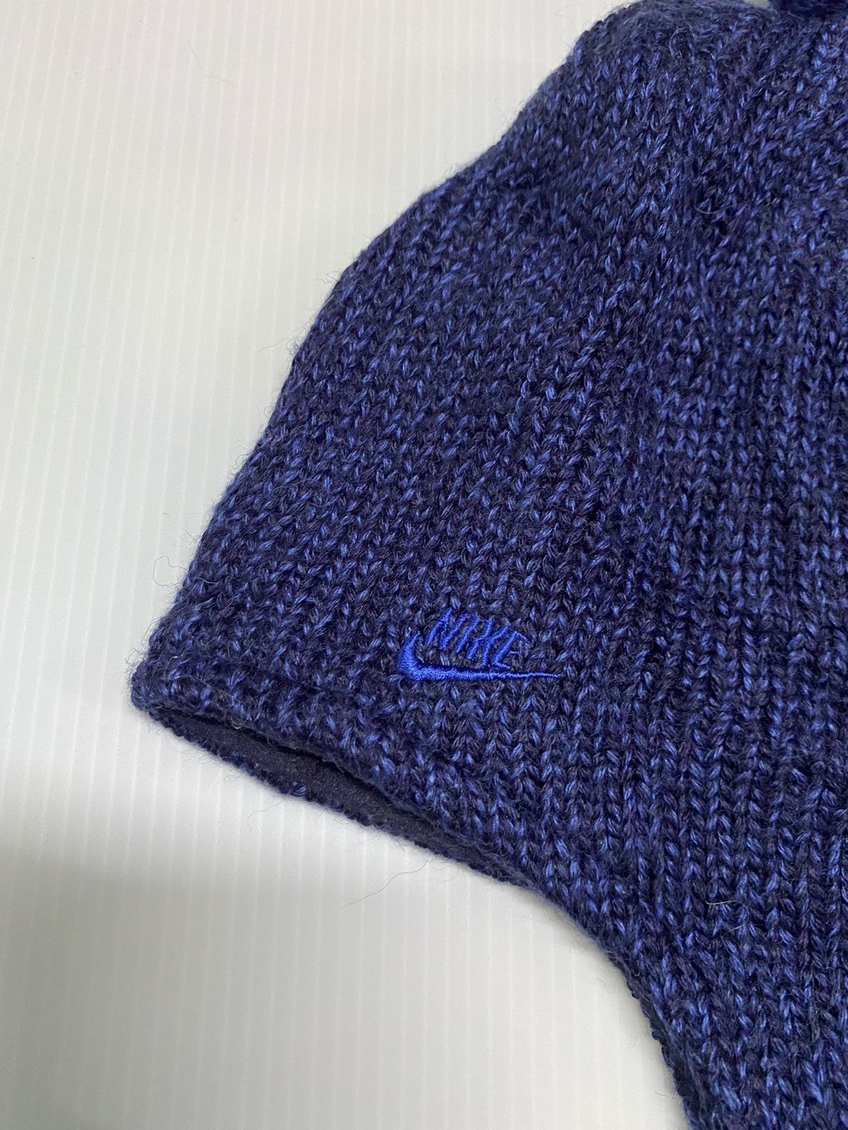 Nike Nike Small Logo Embroidery Earflap Winter Beanie Hat Size ONE SIZE - 2 Thumbnail