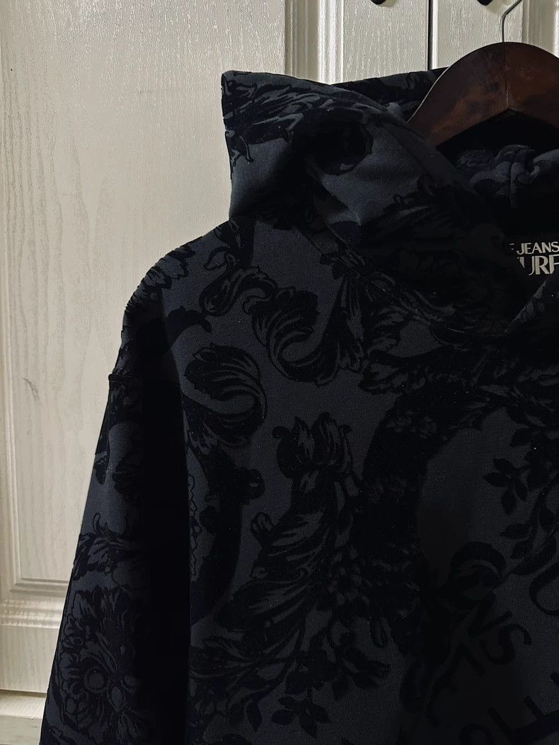 Versace Versace Baroque flocked patterned jacket sweatshirt Size US L / EU 52-54 / 3 - 3 Thumbnail