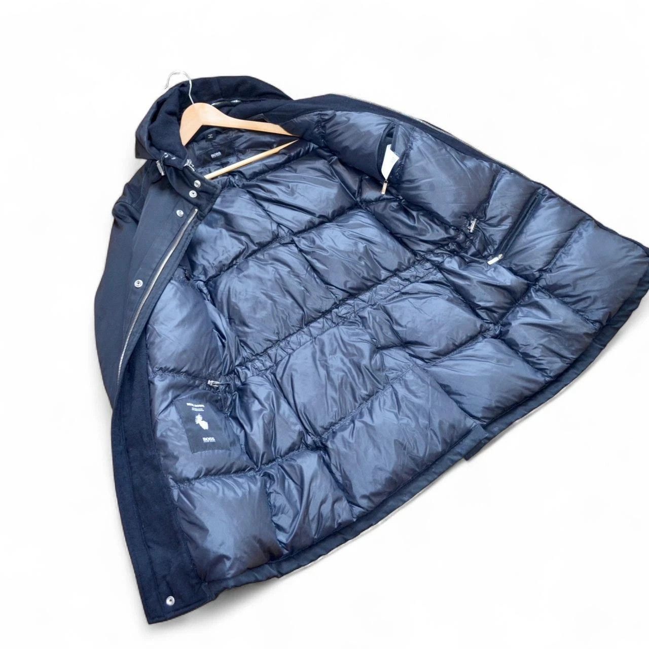 Hugo Boss $995 Hugo Boss winter ultra warm black down parka 36R Size US S / EU 44-46 / 1 - 5 Thumbnail