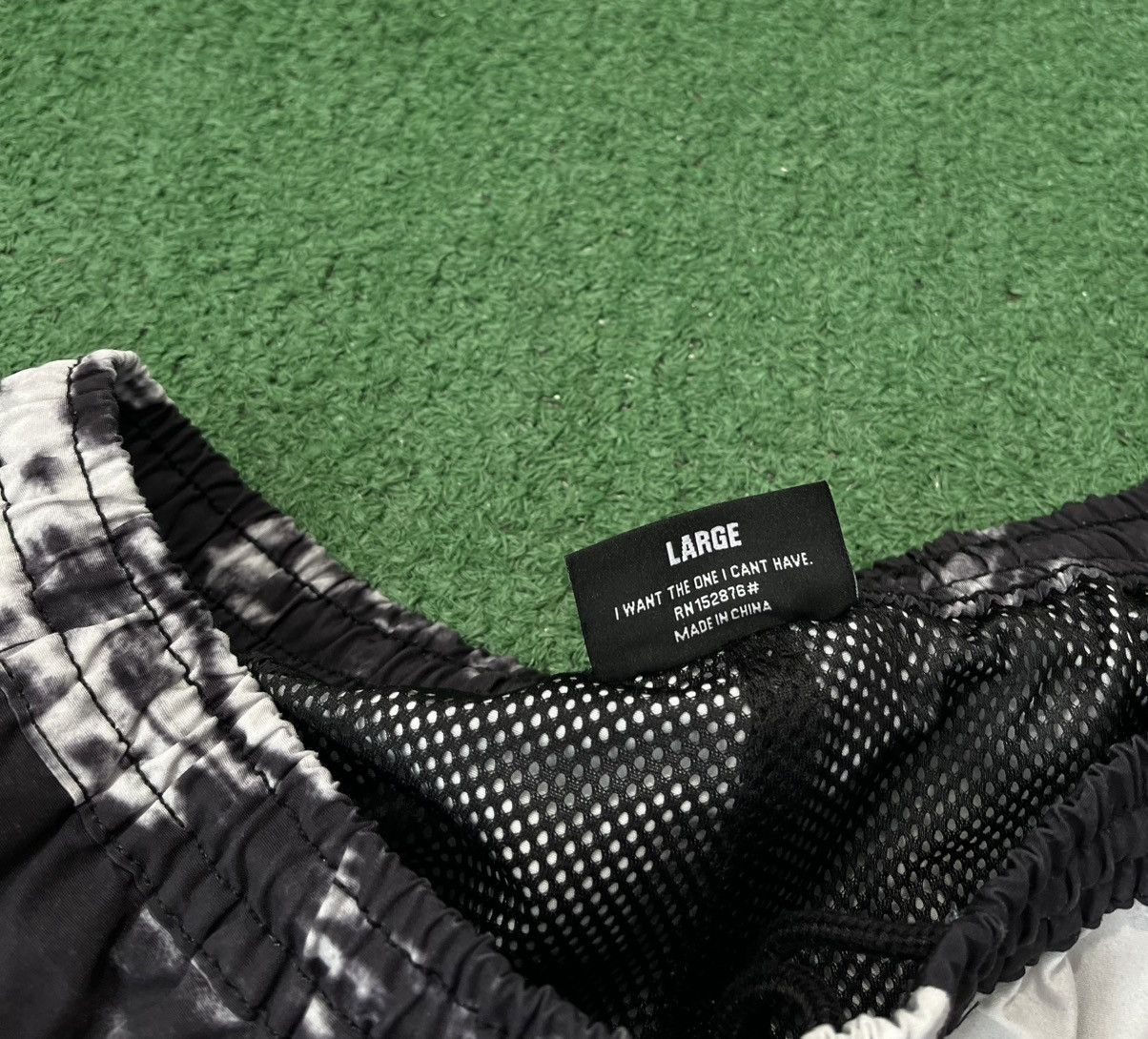 Pleasures Pleasures Shorts Black Nylon Size US 36 / EU 52 - 4 Thumbnail