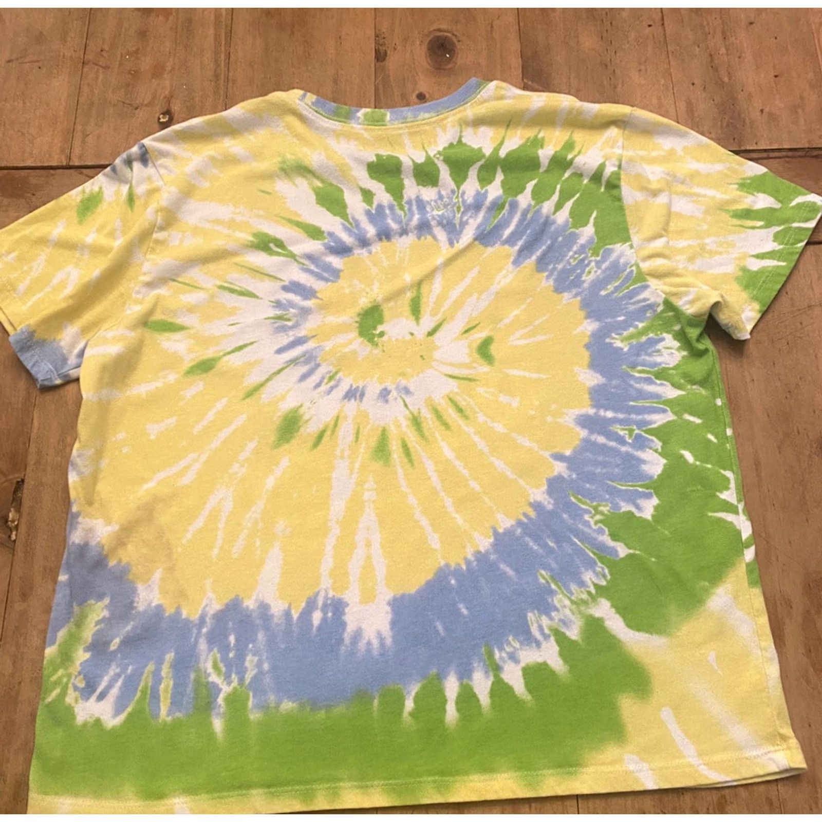 Disney Disney The Lion King Tie Dye T-Shirt Womens LG Yellow Green Blue Multicolor 2000s Y2K Tie Dye Shirt Women XL Size XL / US 12-14 / IT 48-50 - 4 Thumbnail