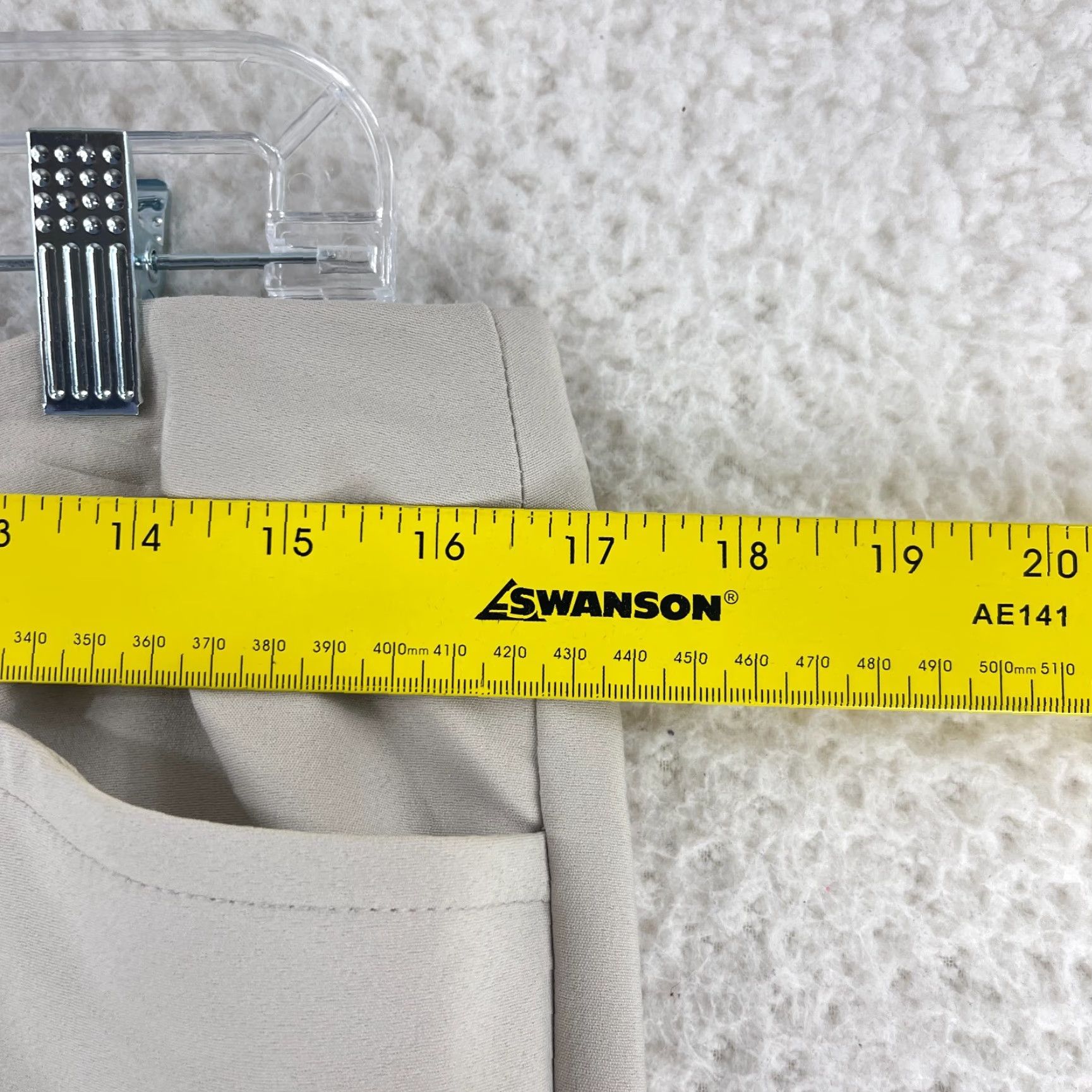Vintage Christopher & Banks Ivory Straight Leg Dress Pants Womens Size 10 Mid-Rise Regular Fit Pants Topline: City, Preppy Size 32" / US 10 / IT 46 - 7 Thumbnail