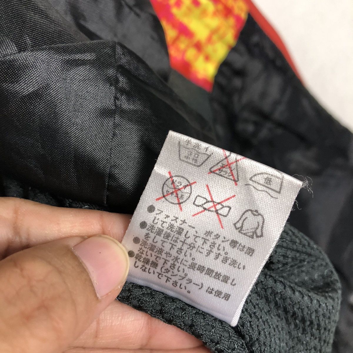 Japanese Brand 🔥Vintage Ski Jacket Winter Salomon Multi Pocket Rare Colour Size US M / EU 48-50 / 2 - 21 Thumbnail