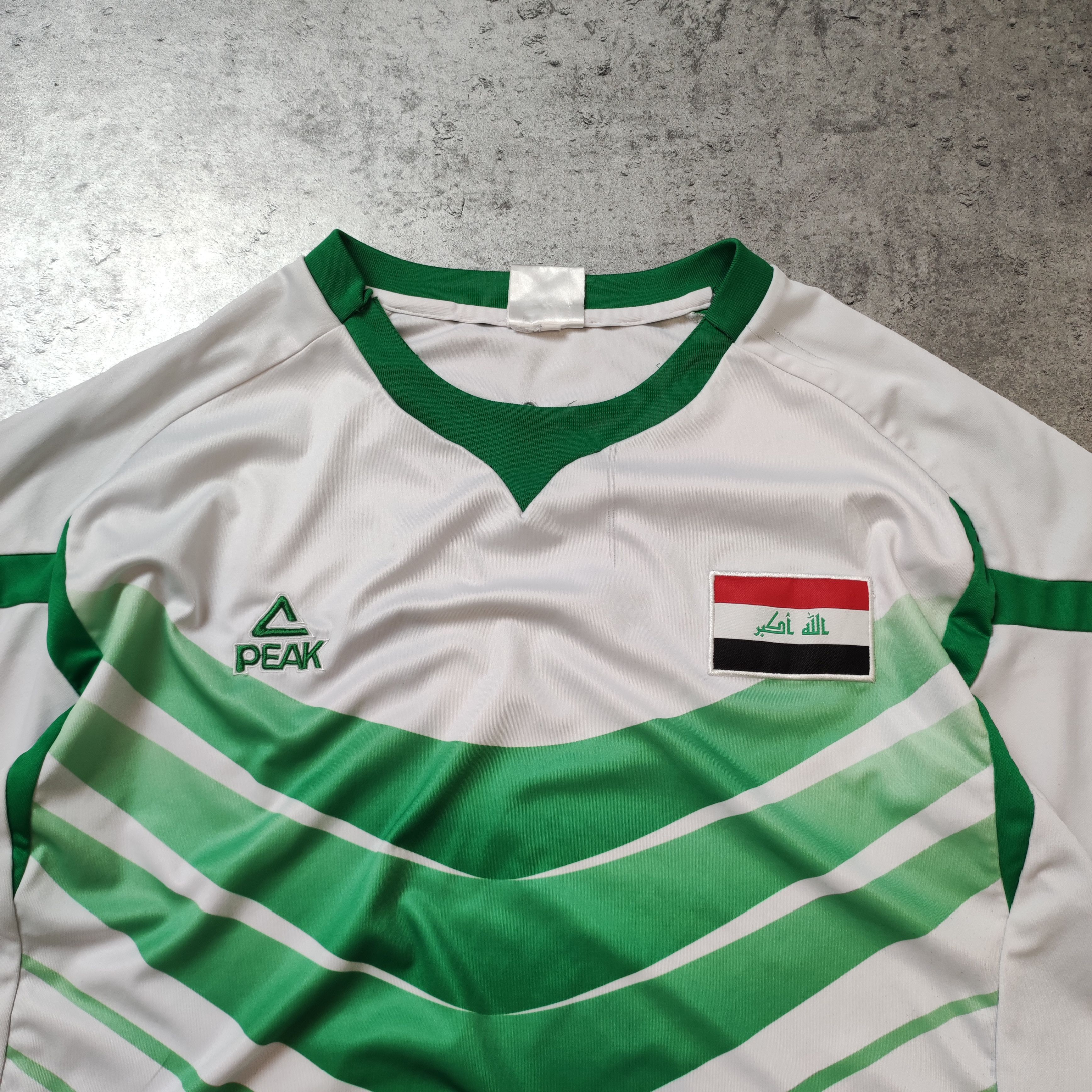 Vintage RARE Football Soccer Iraq 2013 Home Jersey Size US L / EU 52-54 / 3 - 4 Thumbnail