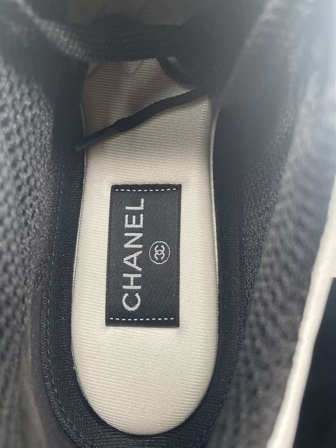 Chanel Chanel 25 Cruise White & Black Cotton Sneakers Size US 9.5 / EU 42-43 - 8 Thumbnail