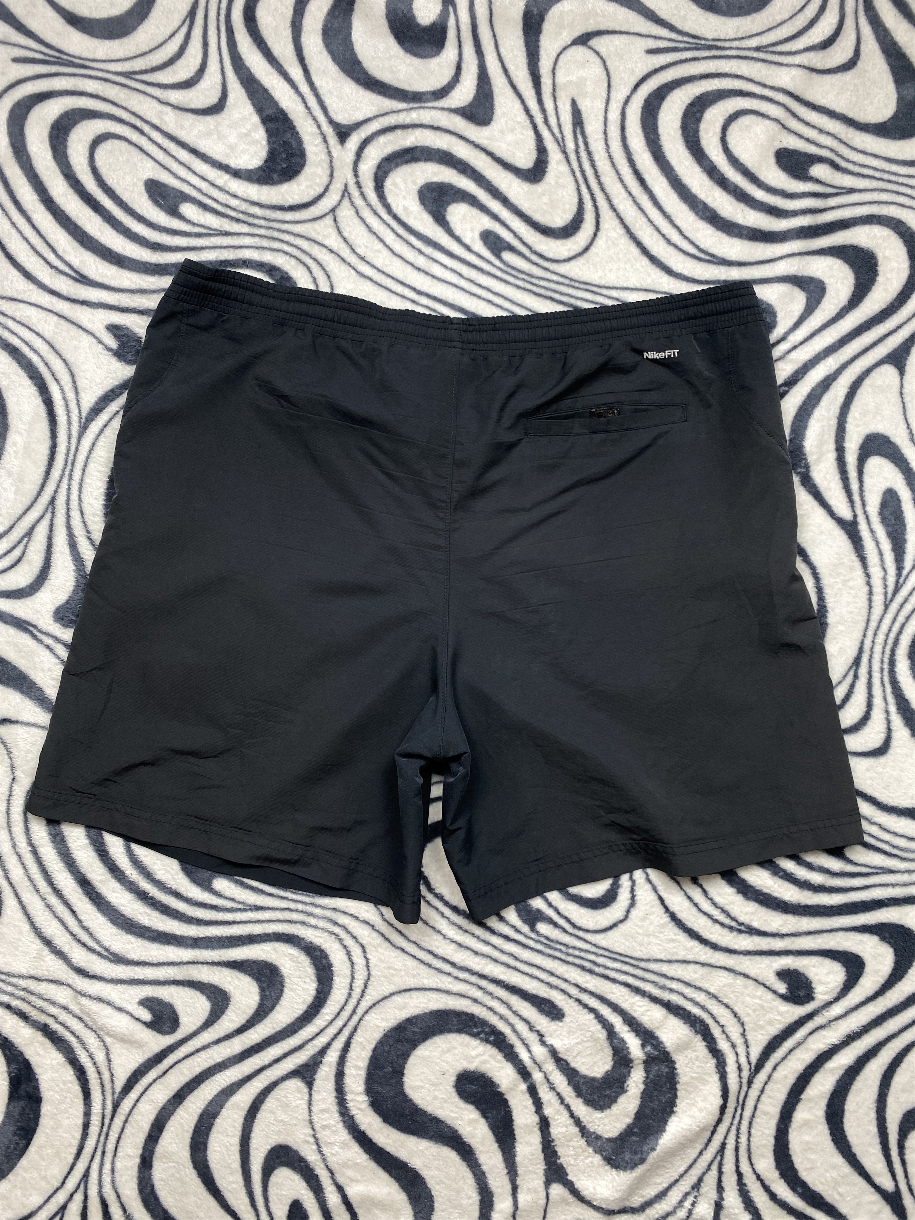 Nike × Vintage Nike Vintage Mens Nylon Shorts Y2K Size US 36 / EU 52 - 5 Thumbnail