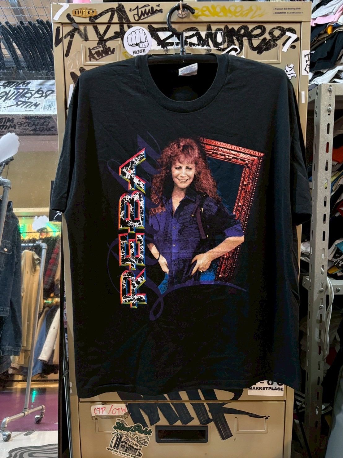 Band Tees Reba 90’s Size US XL / EU 56 / 4 - 1 Thumbnail