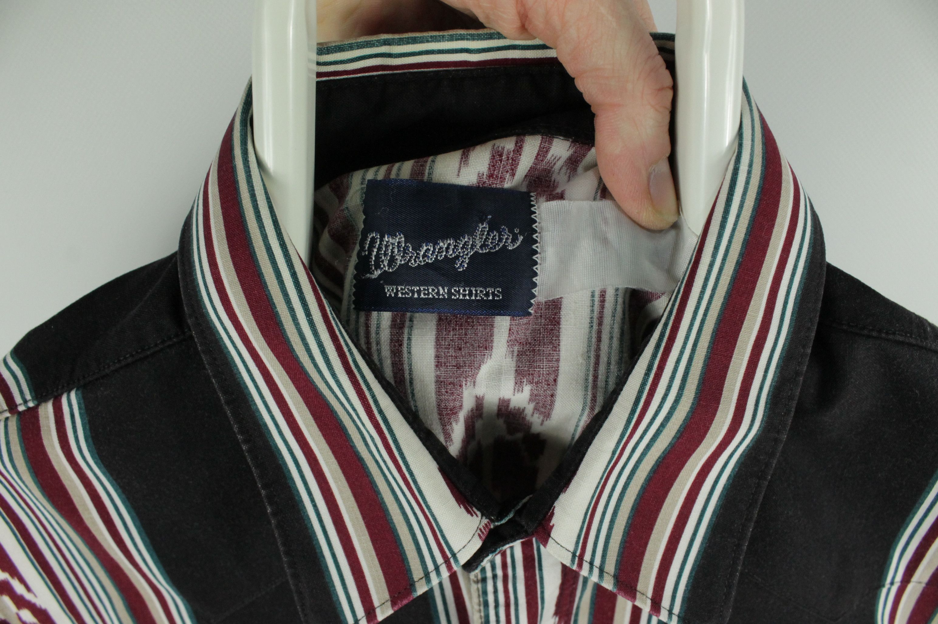Wrangler Vintage Wrangler Aztec Western Cowboy Shirt Size US L / EU 52-54 / 3 - 3 Thumbnail