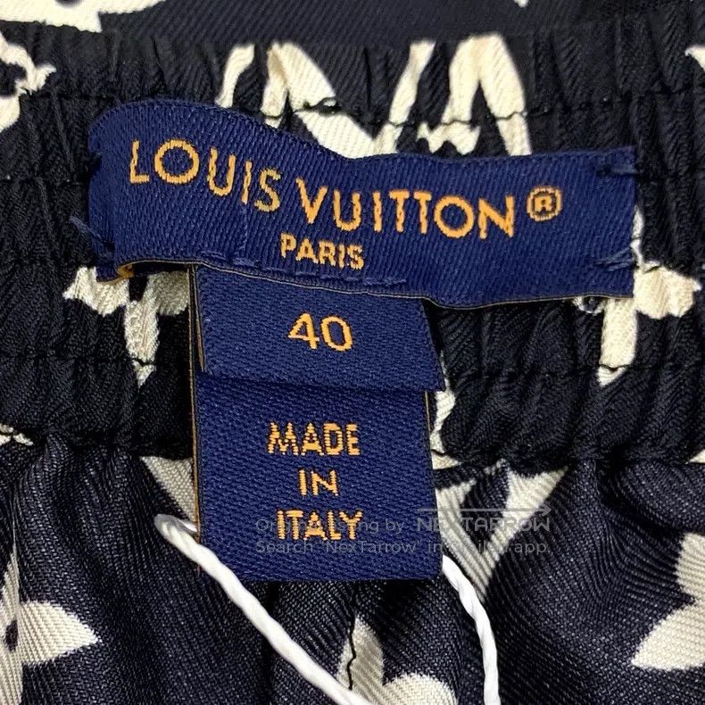 Louis Vuitton Louis Vuitton 22 black logo print full print mulberry silk Size US 40 / EU 56 - 5 Thumbnail