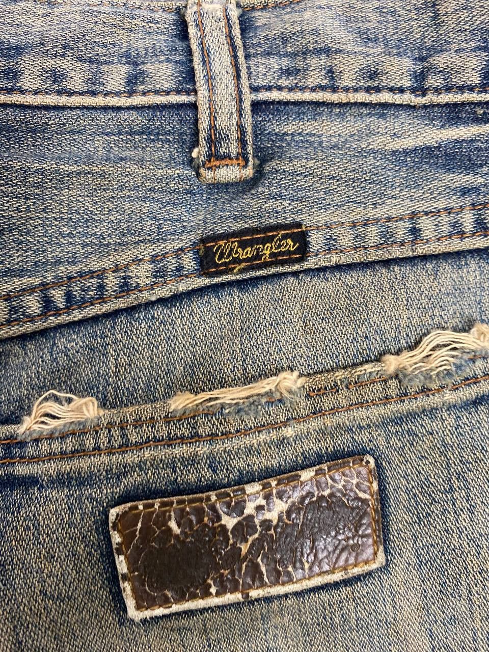 Wrangler vintage wrangler rusty distressed denim nice design Size US 32 / EU 48 - 5 Thumbnail
