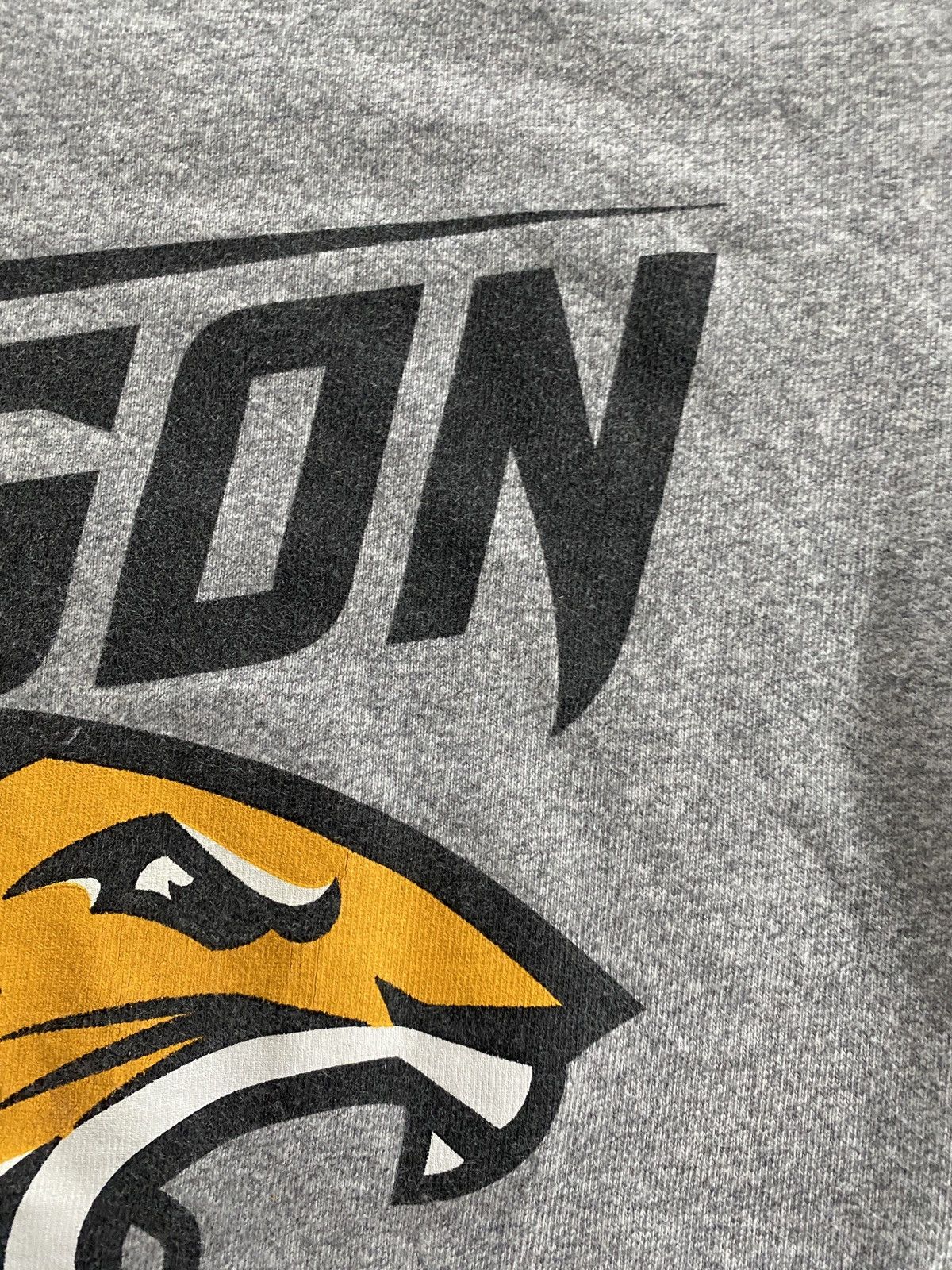 NCAA Vintage 90’s Towson University Tigers Single Stitch Gray Tee Size US S / EU 44-46 / 1 - 4 Thumbnail