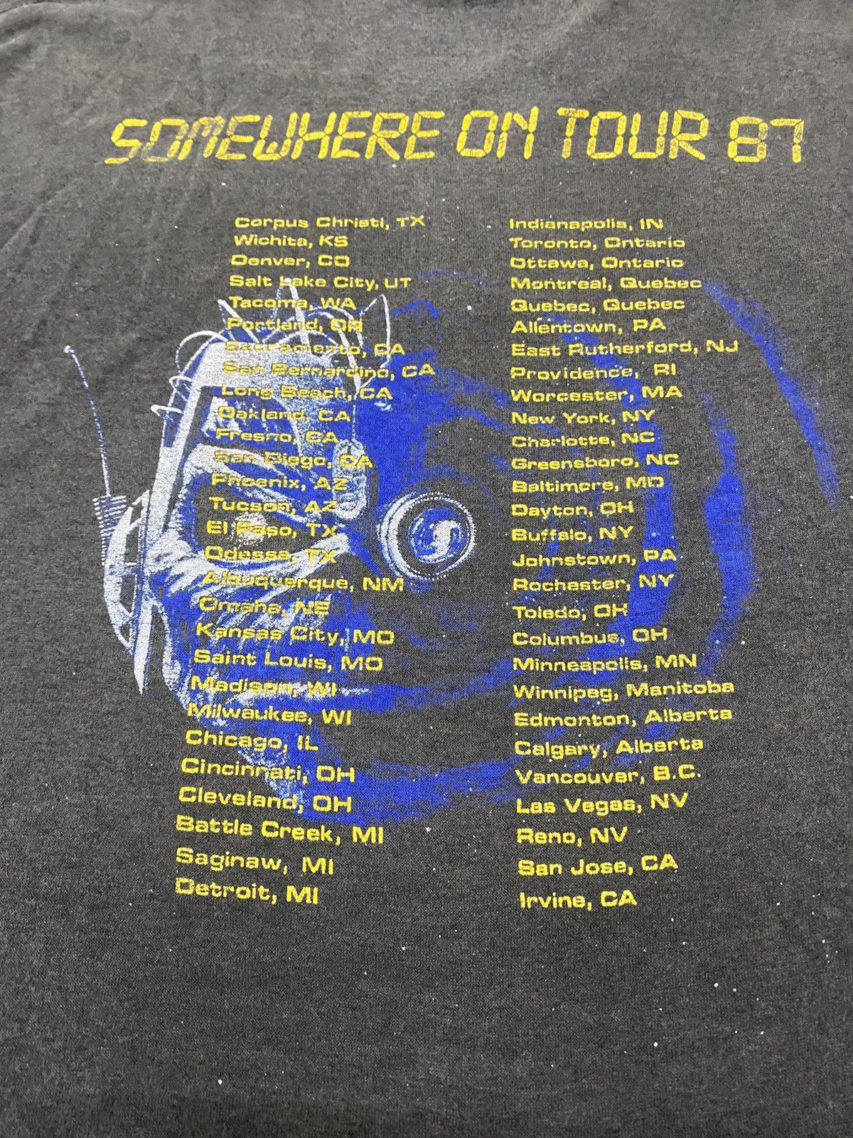 Band Tees × Iron Maiden × Vintage Vintage Iron Maiden Somewhere on Tour 1986-1987 Usa Size US L / EU 52-54 / 3 - 16 Thumbnail