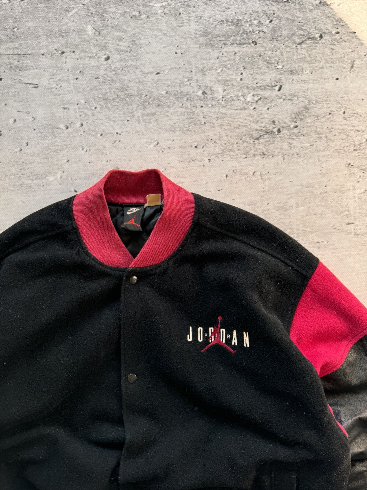 Nike Nike Jordan vintage 90s leather sleeve varsity jacket Size US XL / EU 56 / 4 - 5 Thumbnail