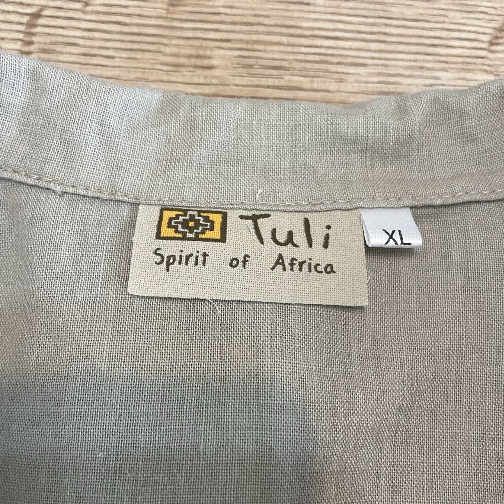 ESPIRIT VINTAGE Tuli Spirit Of Africa Women’s Button-Up Shirt XL Beige Long Sleeve Elephant Embroidered 90s Size XL / US 12-14 / IT 48-50 - 2 Thumbnail