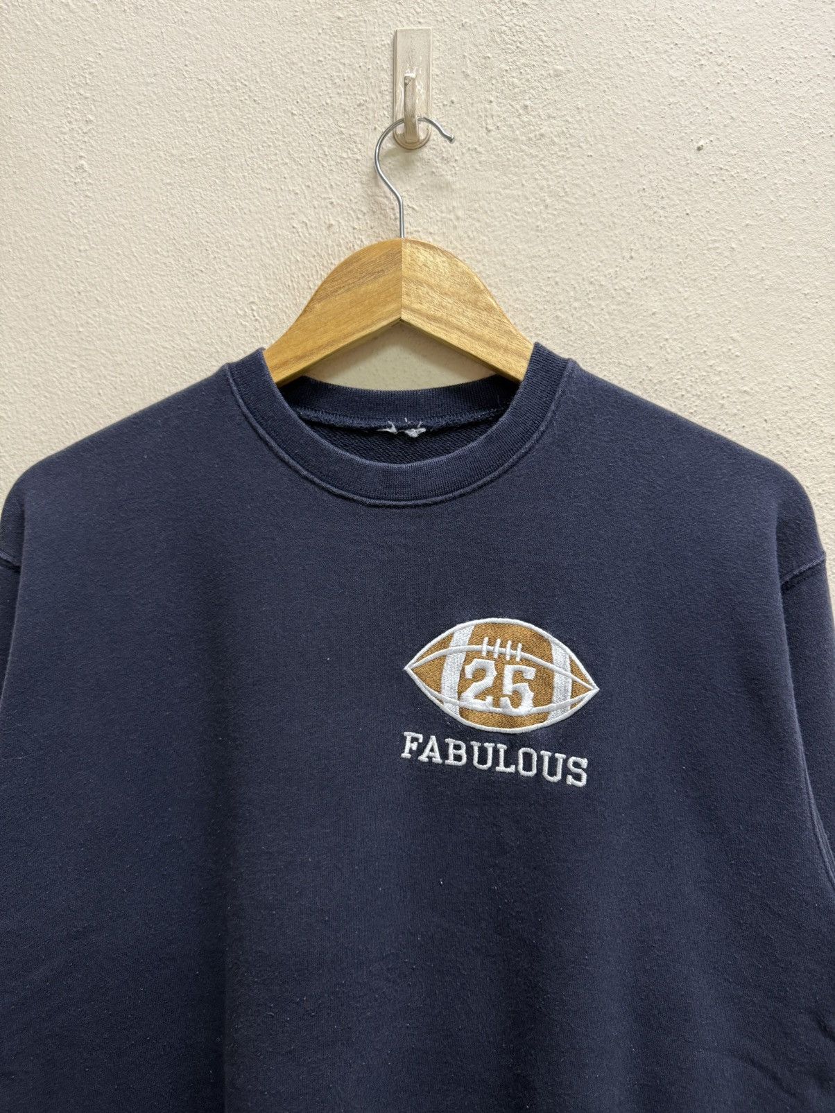 Vintage FABULOUS AMERICAN FOOTBALL SMALLLOGO SWEATSHIRT Size US M / EU 48-50 / 2 - 16 Thumbnail