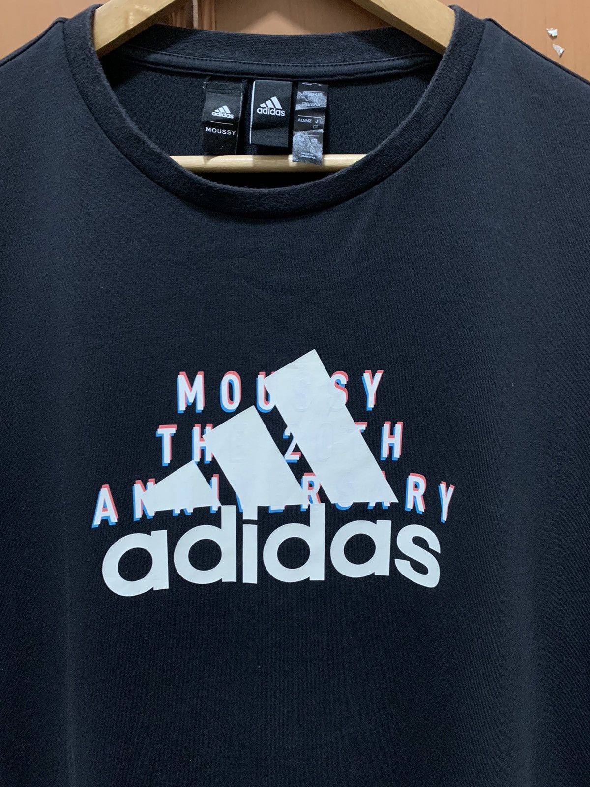 Adidas 🔥🔥🔥Adidas Moussy Tee Size US M / EU 48-50 / 2 - 2 Thumbnail