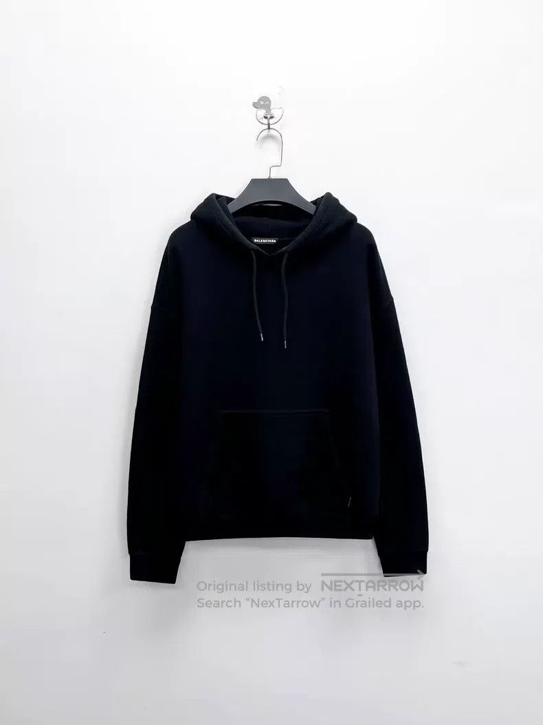 Balenciaga Balenciaga Black hooded sweatshirt with small lettering lo Size US S / EU 44-46 / 1 - 2 Thumbnail