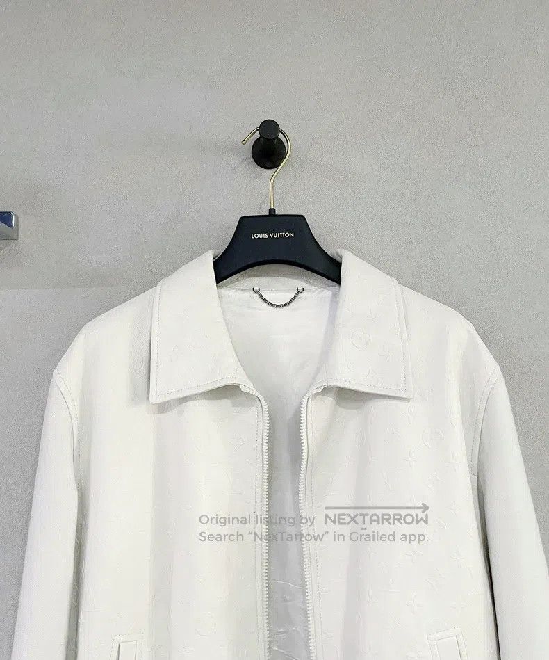 Louis Vuitton Louis Vuitton White full print presbyopic jacket Size US M / EU 48-50 / 2 - 3 Thumbnail
