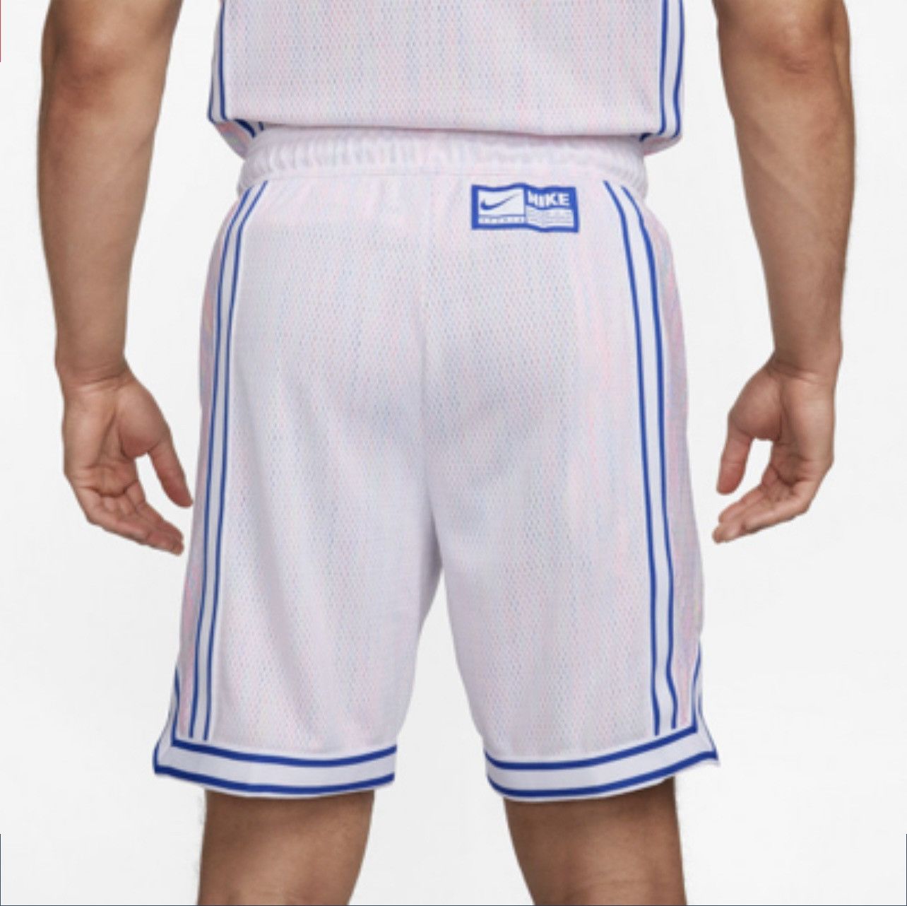 Nike NIKE DRI-FIT DNA+ Loose Fit 8" Basketball Shorts Size US 32 / EU 48 - 4 Thumbnail