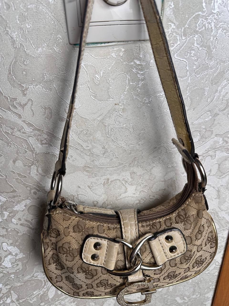 Guess Guess Vintage Y2K Avantgarde Mini Bag Very Rare Monogram Size ONE SIZE - 9 Thumbnail