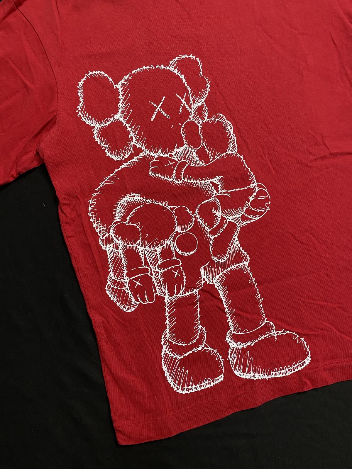 Kaws Rare Uniqlo Kaws SS2016 Companion Crewneck Red T-Shirt Small Size US S / EU 44-46 / 1 - 3 Thumbnail