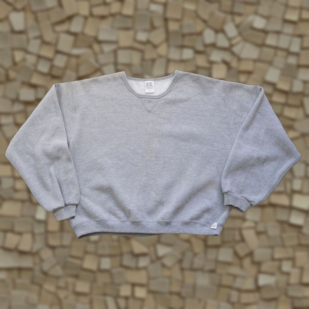 Russell Athletic VINTAGE Russell Athletic Sweatshirt L Gray Crew Neck Long Sleeve USA Made 90s Retro Blank Essential Mens Sweatshirt Size US L / EU 52-54 / 3 - 1 Thumbnail